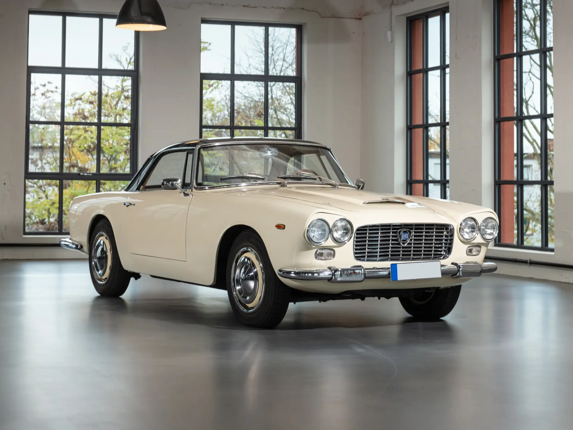 1962 Lancia Flaminia GT 2500 3C sold for €62,700