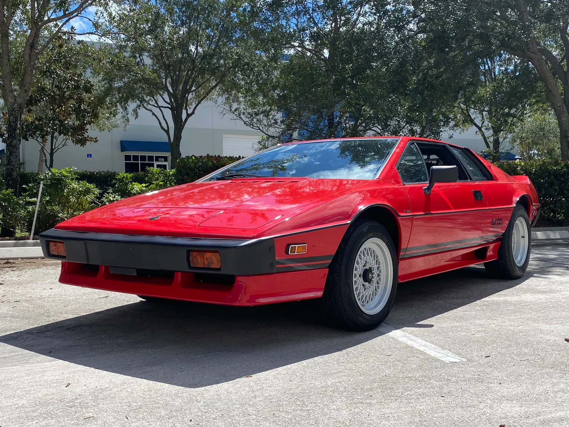 1983 Lotus Esprit Turbo sold for $33,000