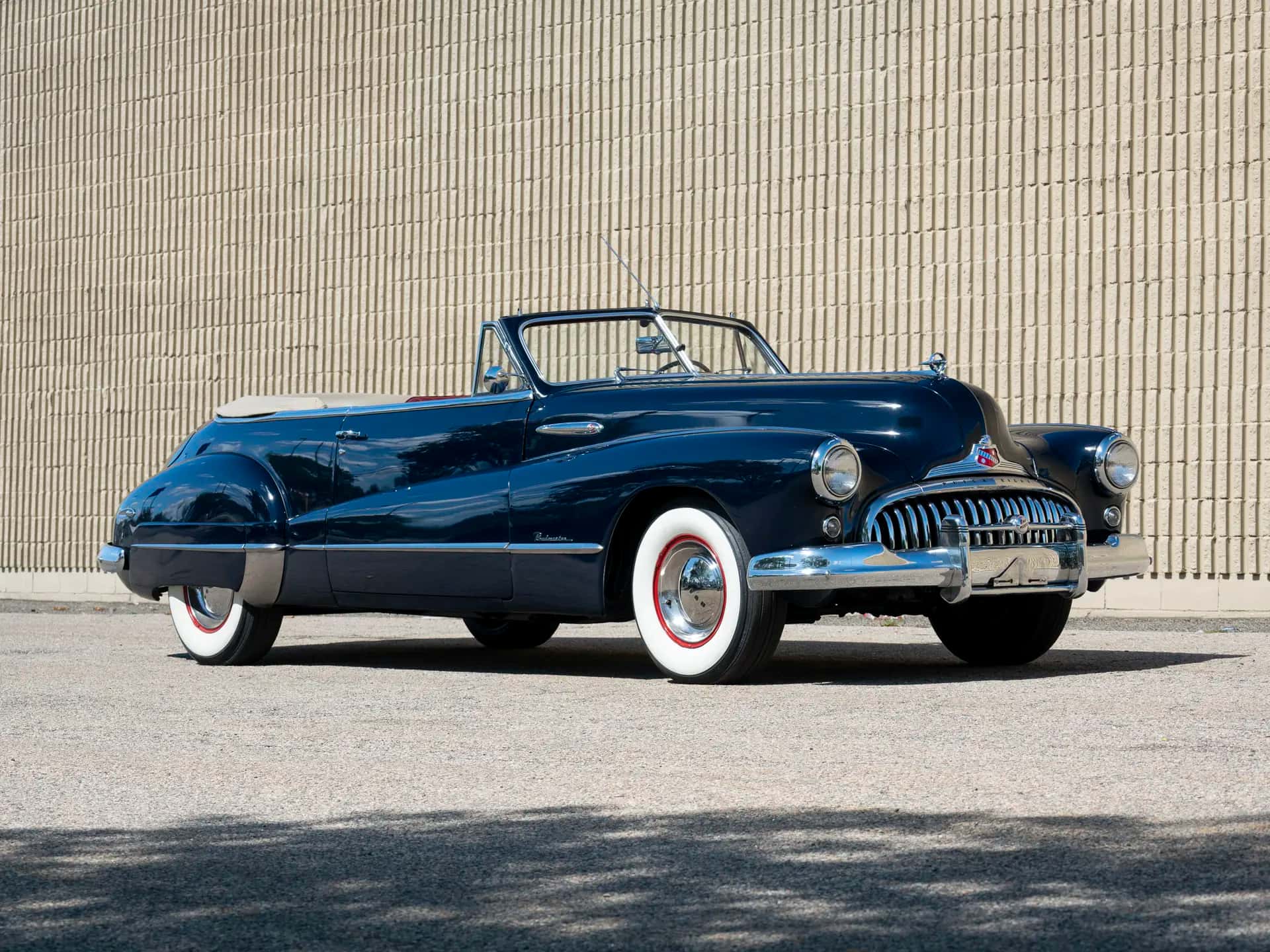 1948 Buick Roadmaster Convertible sold for $39,600