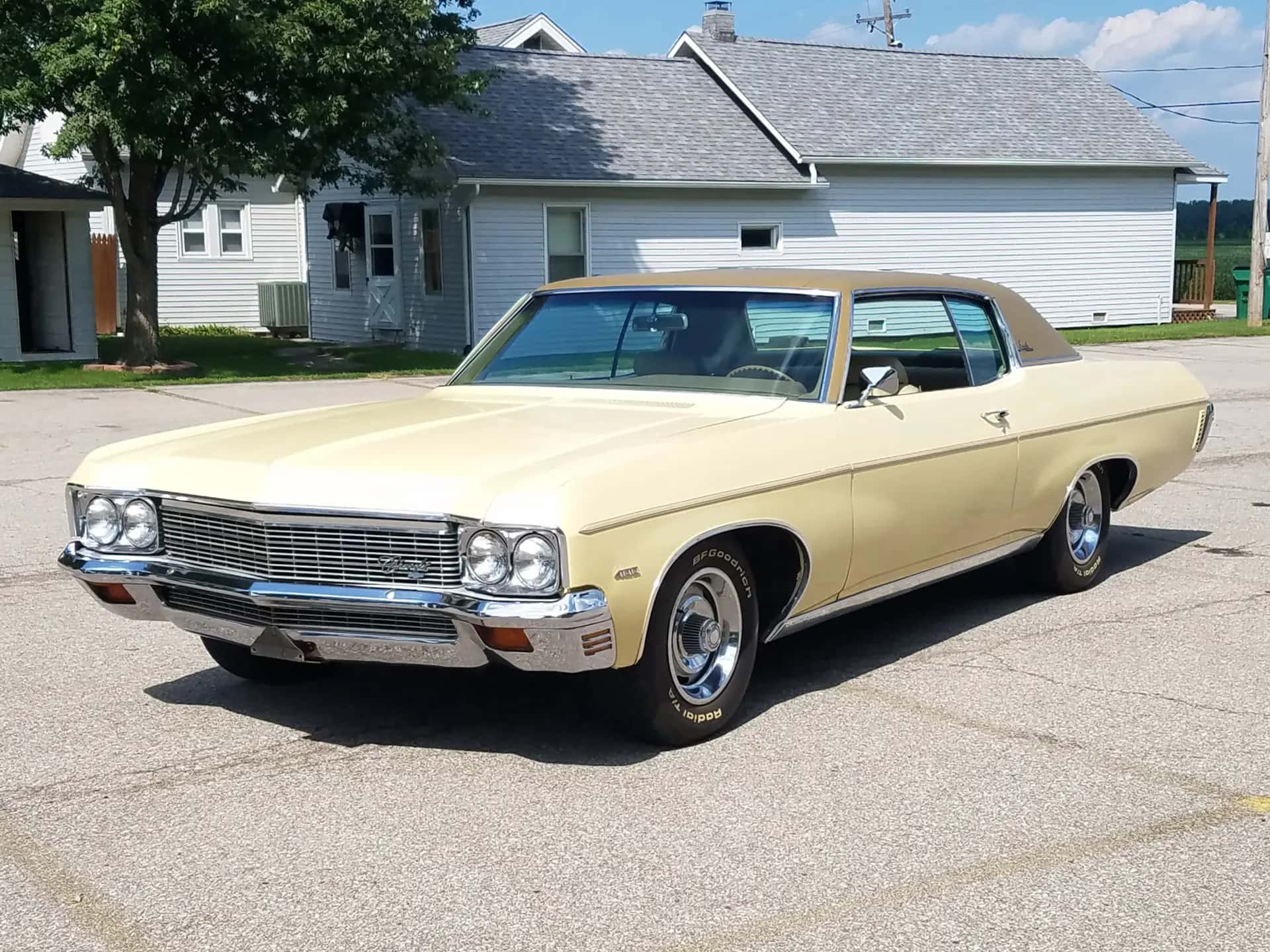 1970 Chevrolet Impala Custom Hardtop Coupe sold for $14,300