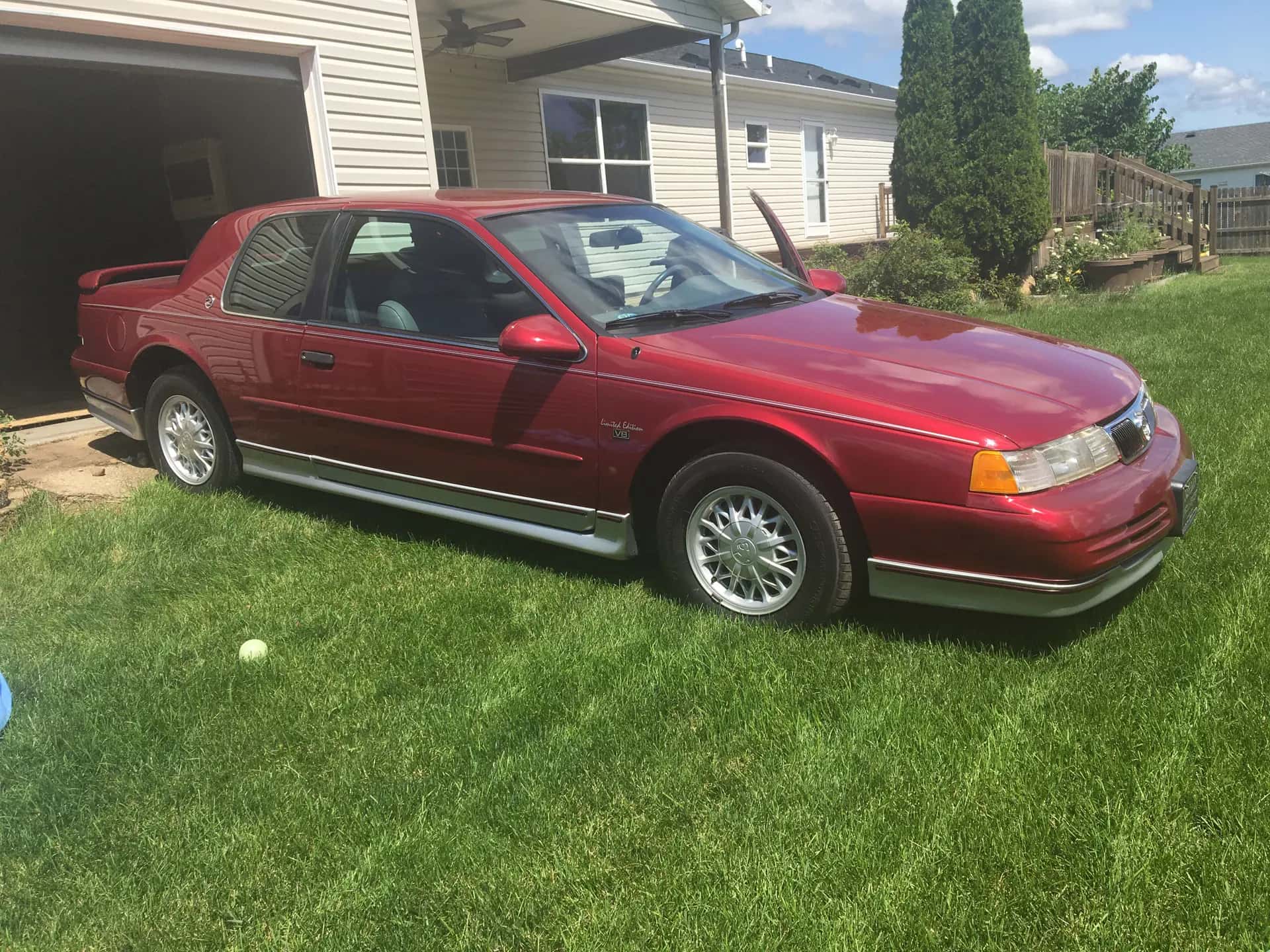 1995 Mercury Cougar sold for $5,225