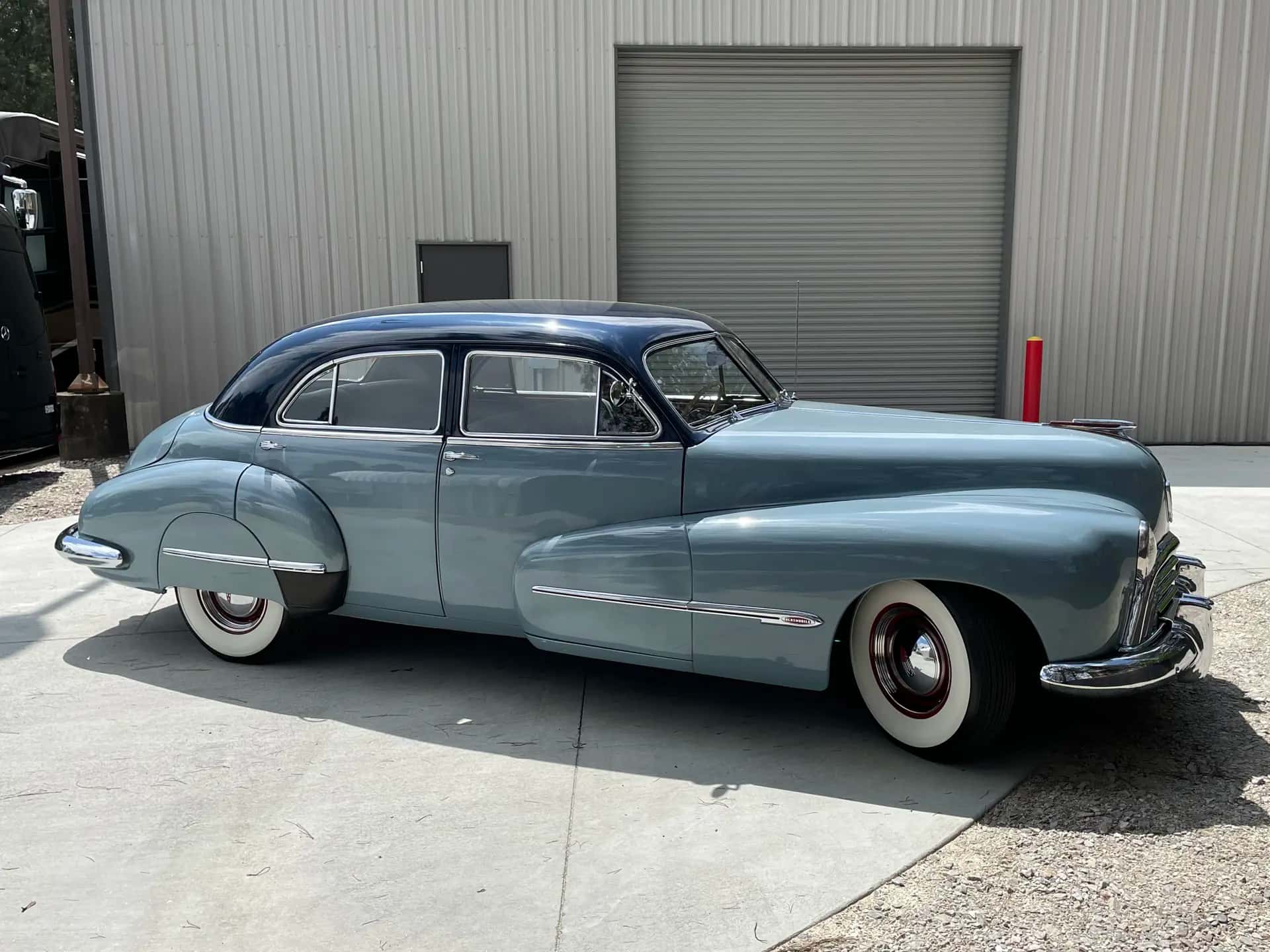 1946 Oldsmobile 98 Sedan sold for $24,200