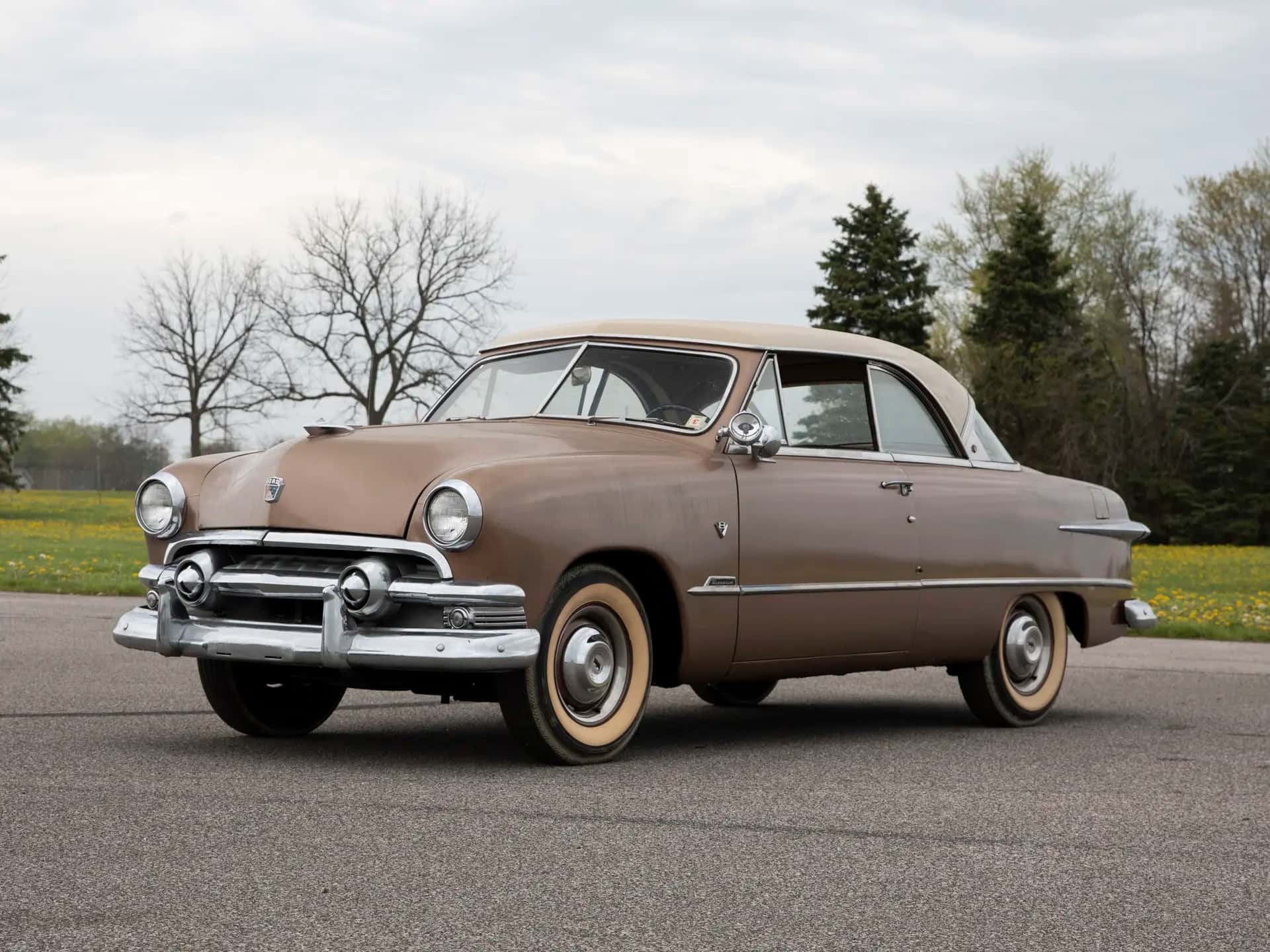 1951 Ford V-8 Custom DeLuxe Victoria Hardtop sold for $16,500