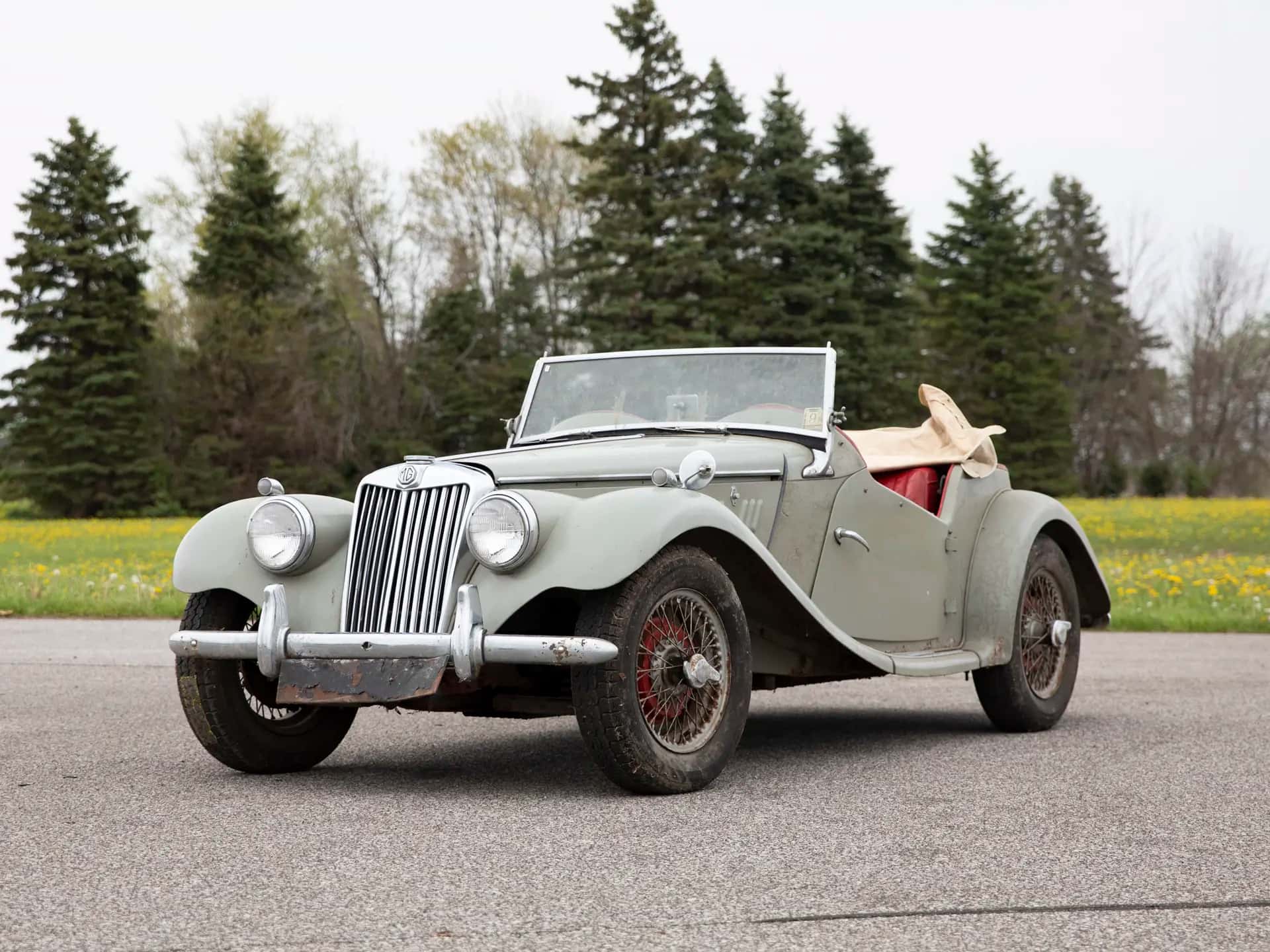 1954 MG TF Roadster sold for $14,300