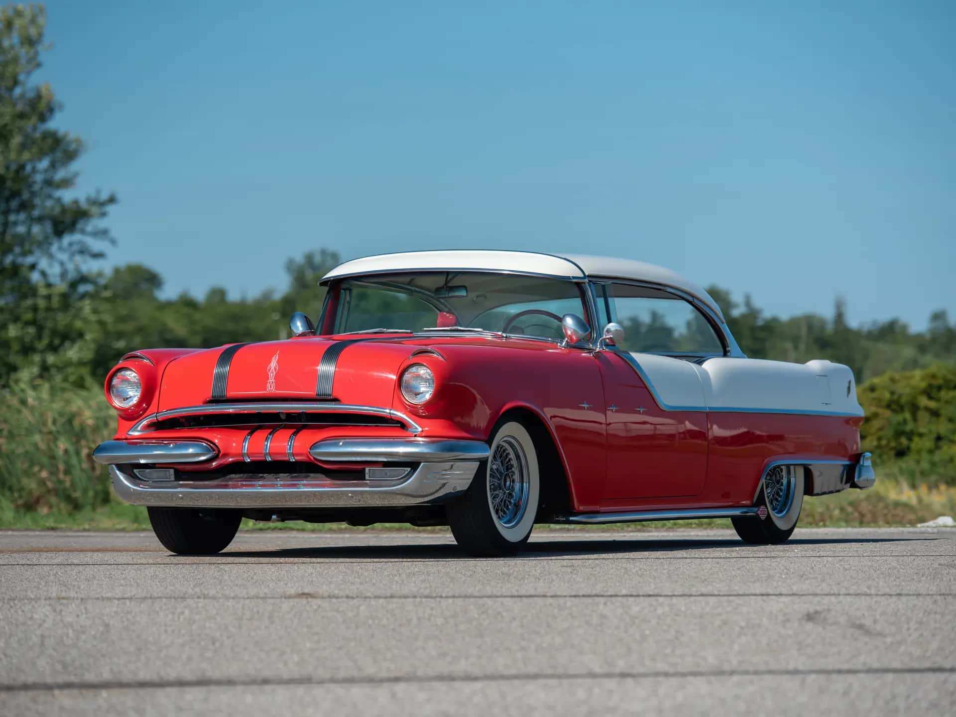 1955 Pontiac Star Chief sold for $21,450