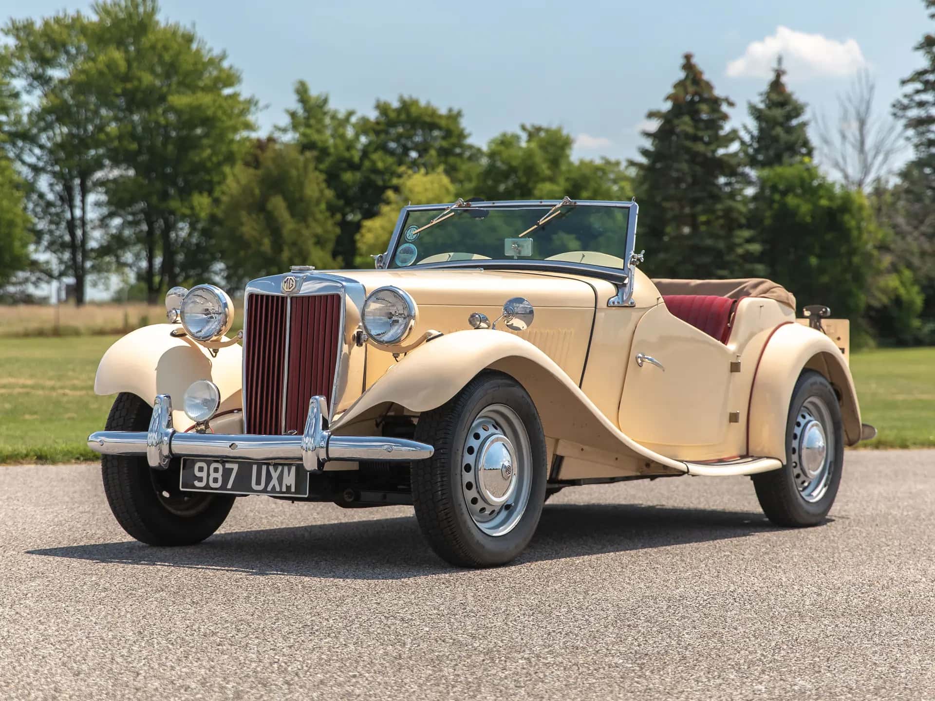 1951 MG TD sold for $18,700