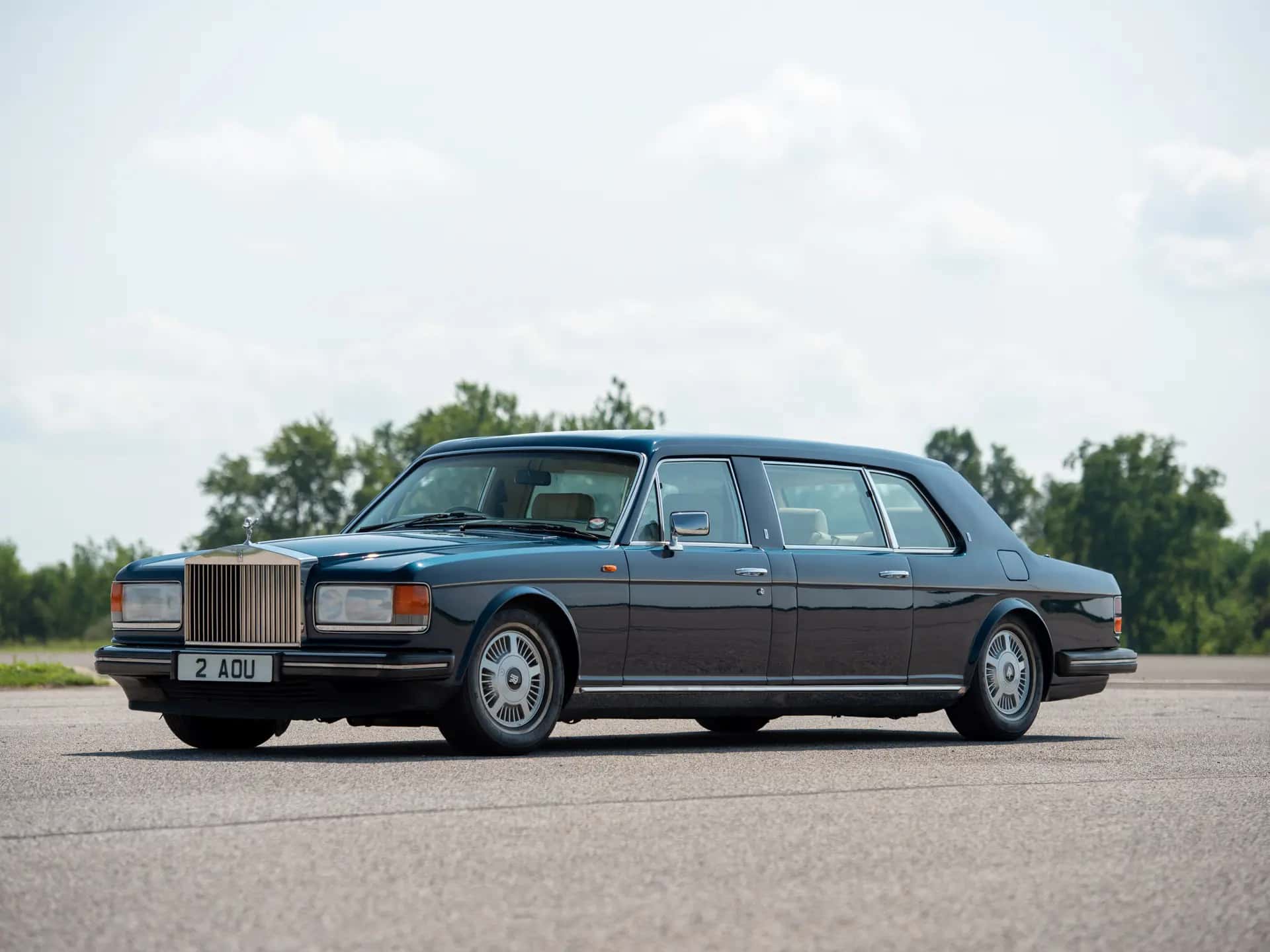 1989 Rolls-Royce Silver Spirit Limousine sold for $26,400