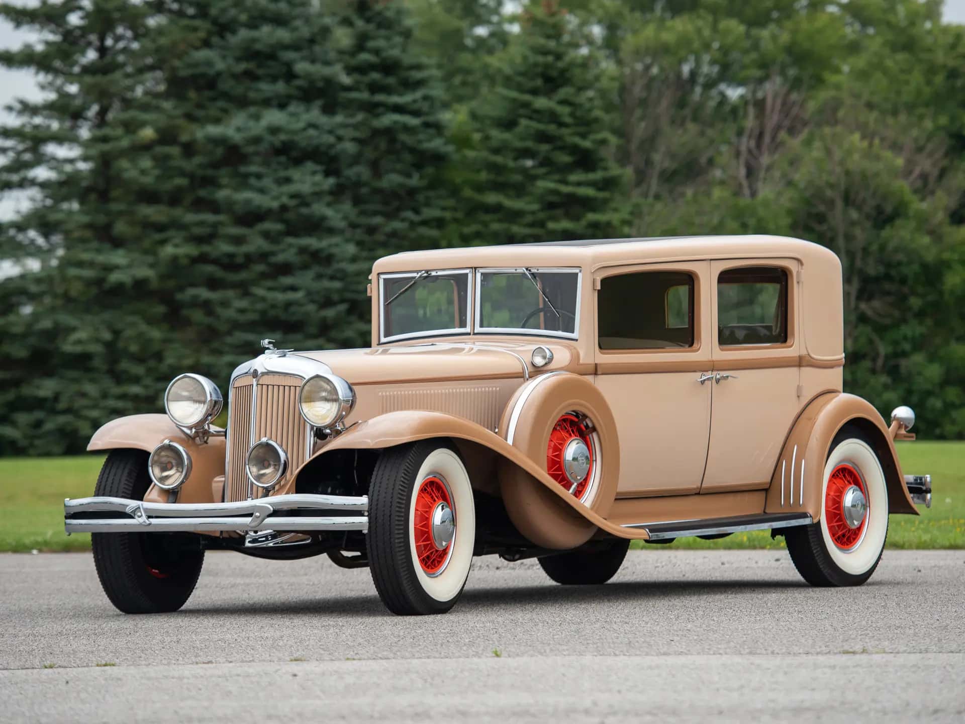 1931 Chrysler CG Imperial Close-Coupled Sedan sold for $0