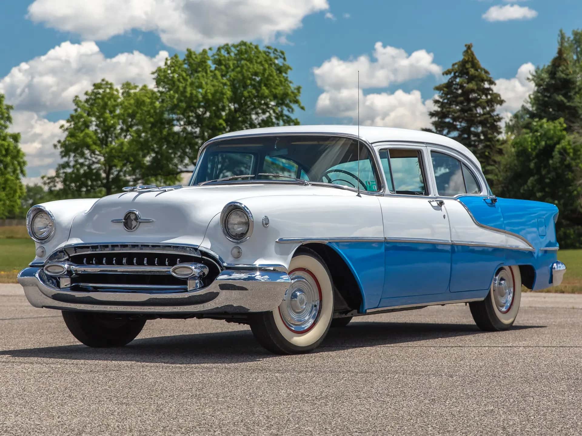 1955 Oldsmobile Super 88 Four-Door Sedan sold for $12,100