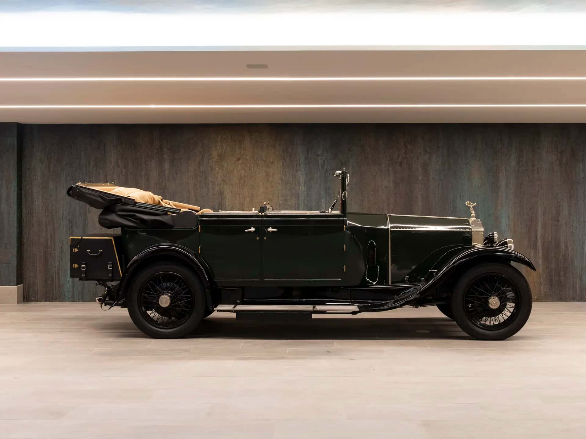 1929 Rolls-Royce 20 HP 'Prince of Wales' Three-Position Cabriolet sold for $126,500