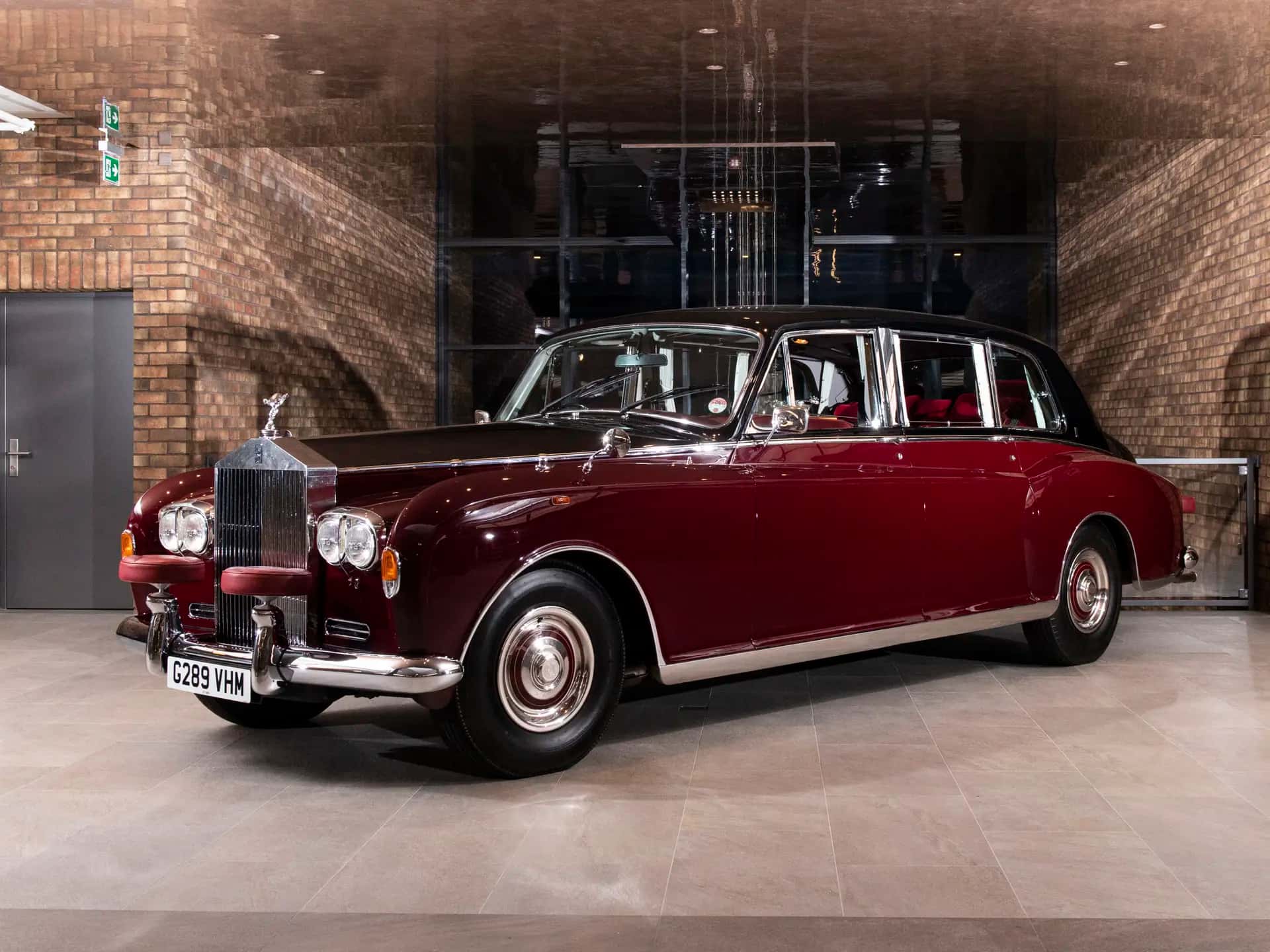 1990 Rolls-Royce Phantom VI Special Limousine sold for $511,250