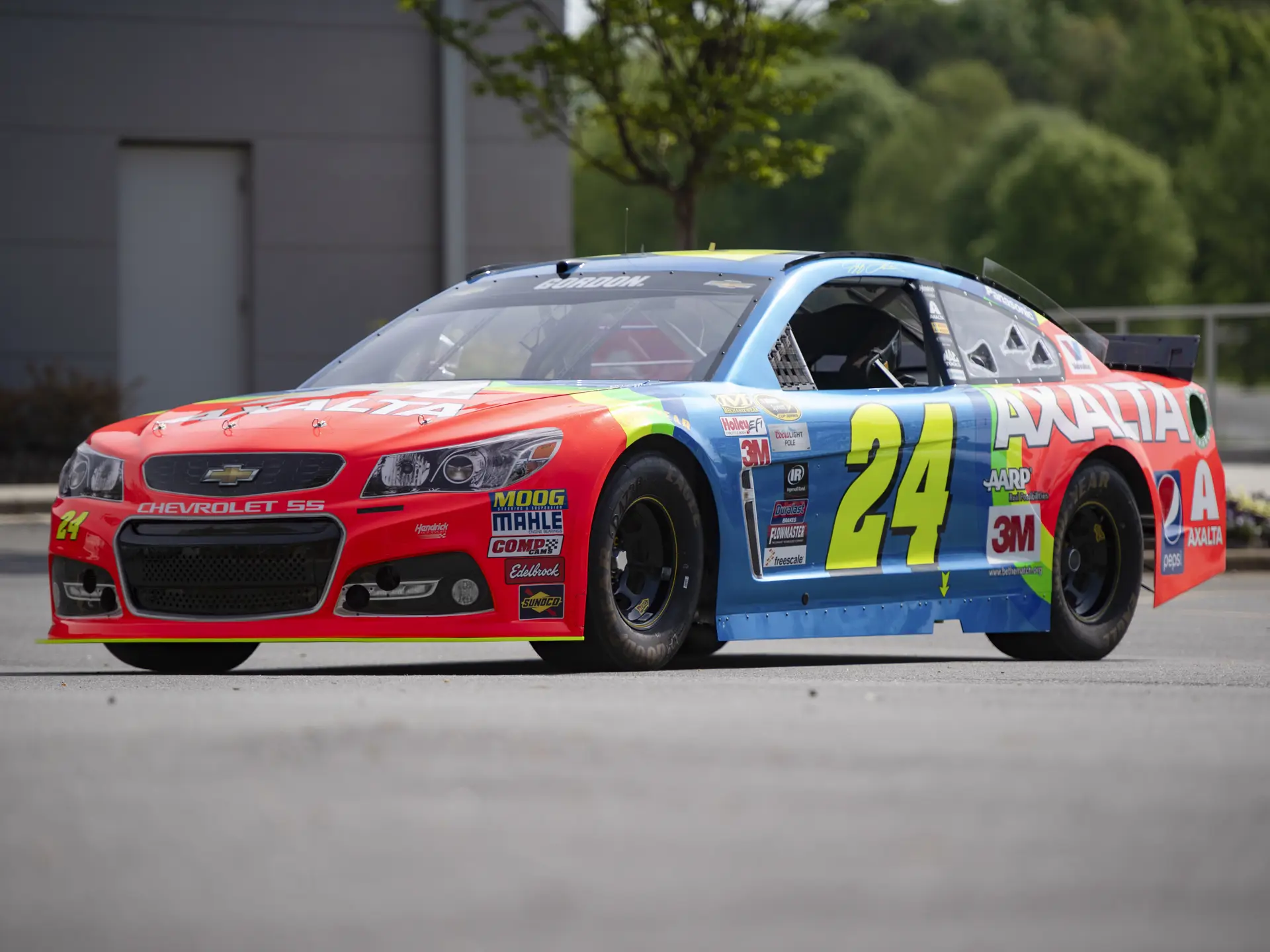 2014 Chevrolet SS NASCAR 'Jeff Gordon' sold for $212,800