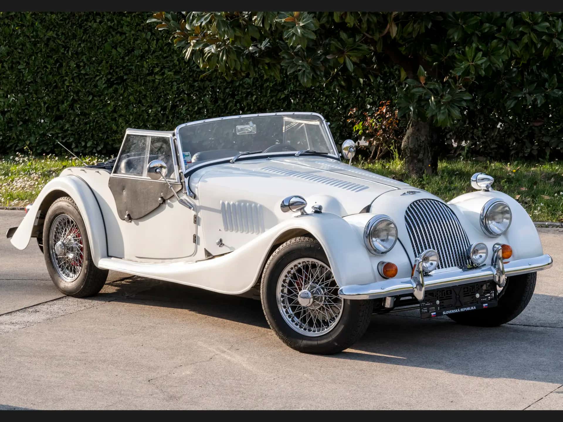 1975 Morgan 4/4 1600 sold for €20,900