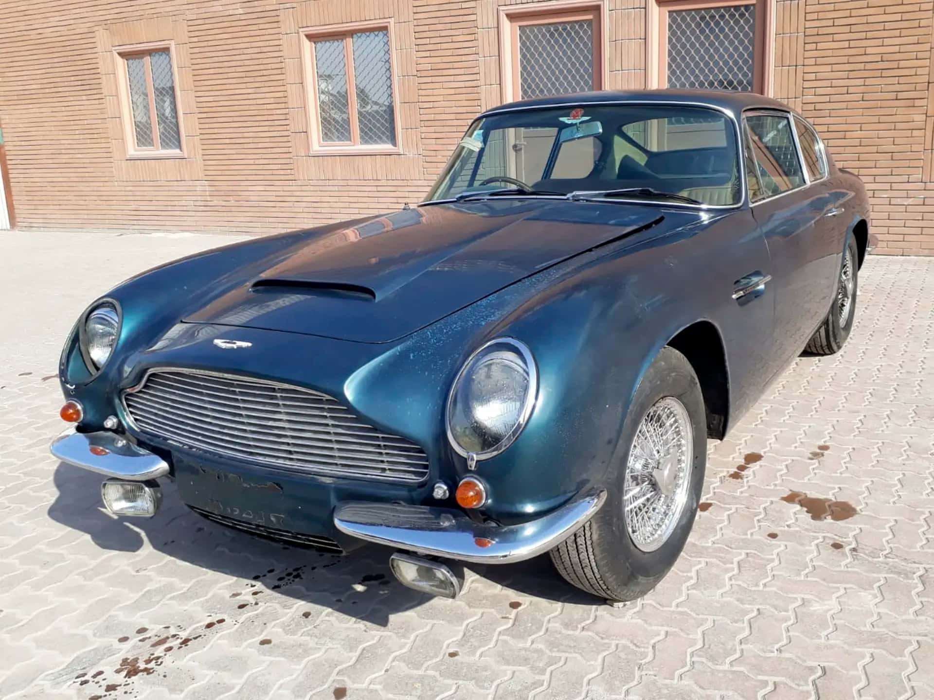 1970 Aston Martin DB6 Mk 2 Vantage sold for €214,500