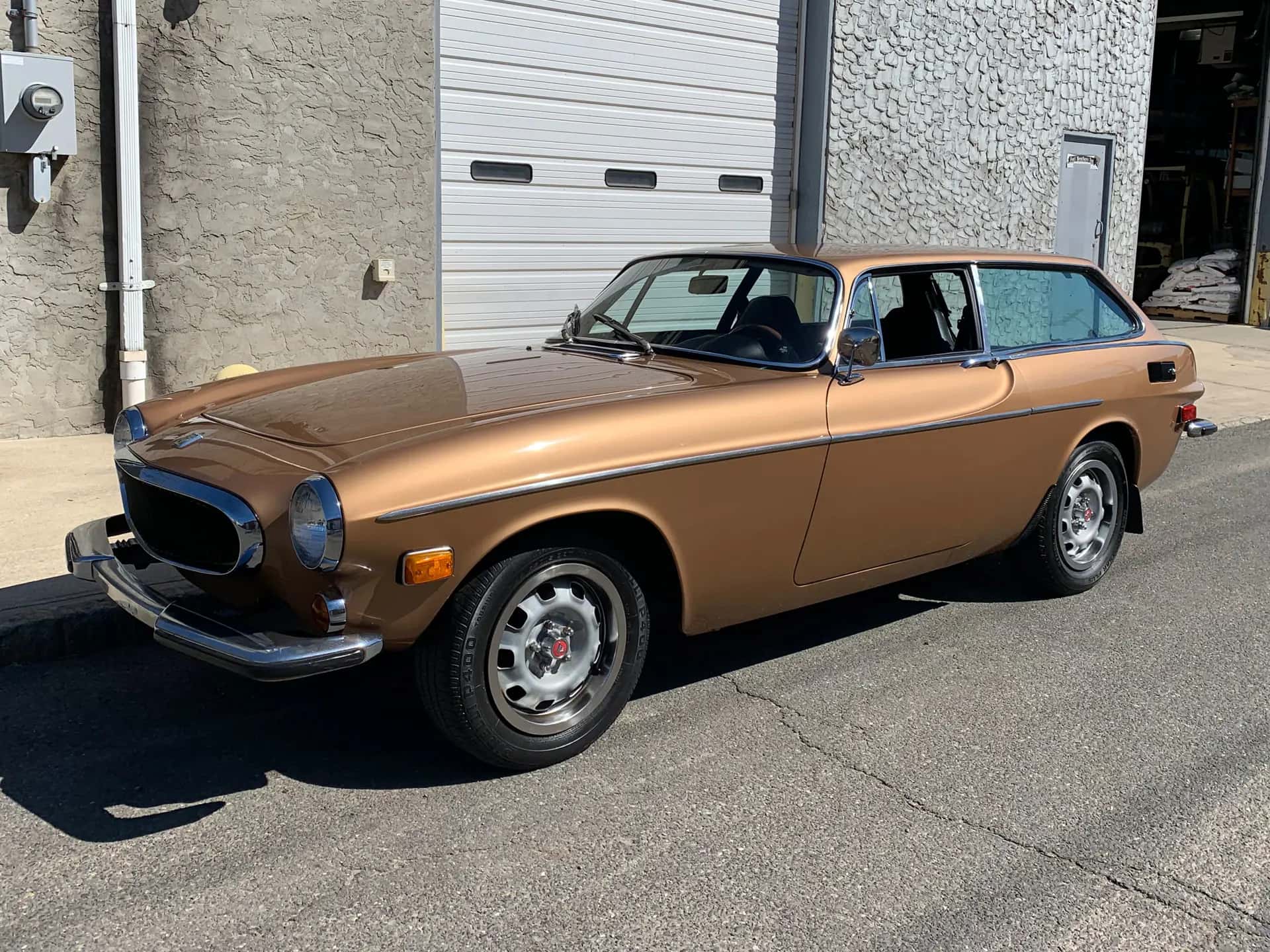 1973 Volvo P1800 ES sold for $0