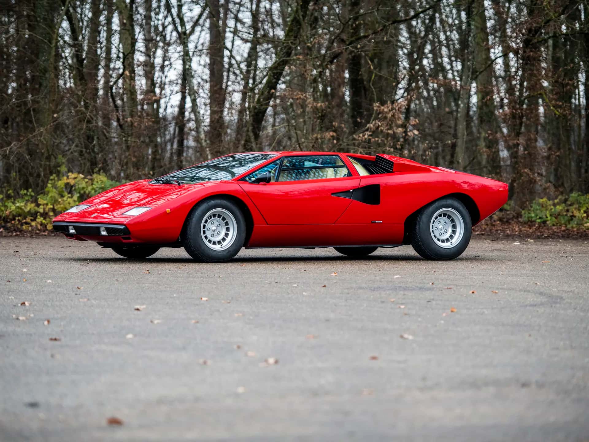 1977 Lamborghini Countach LP400 'Periscopio' sold for €775,625