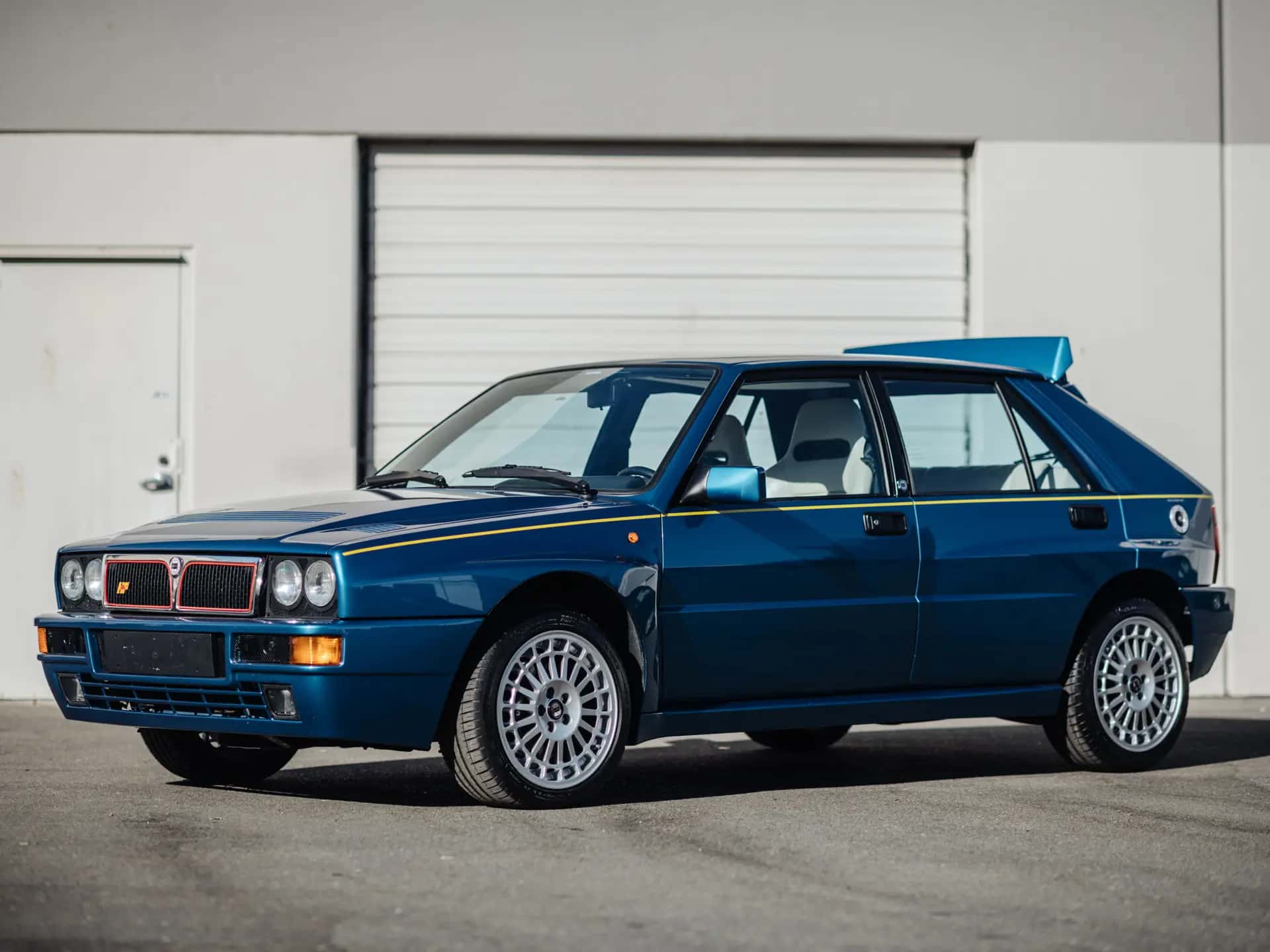 1995 Lancia Delta HF Integrale Evoluzione II 'Blue Lagos' sold for $131,600