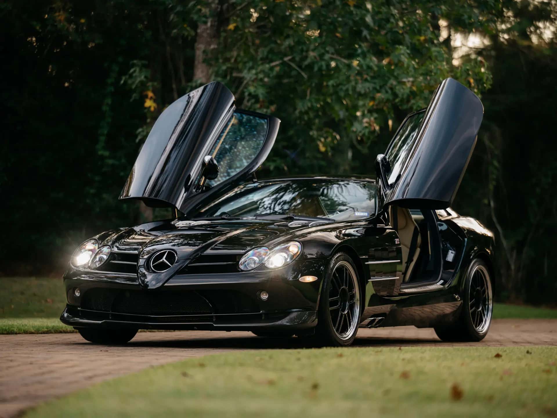 2007 Mercedes-Benz SLR McLaren 722 Edition sold for $808,000