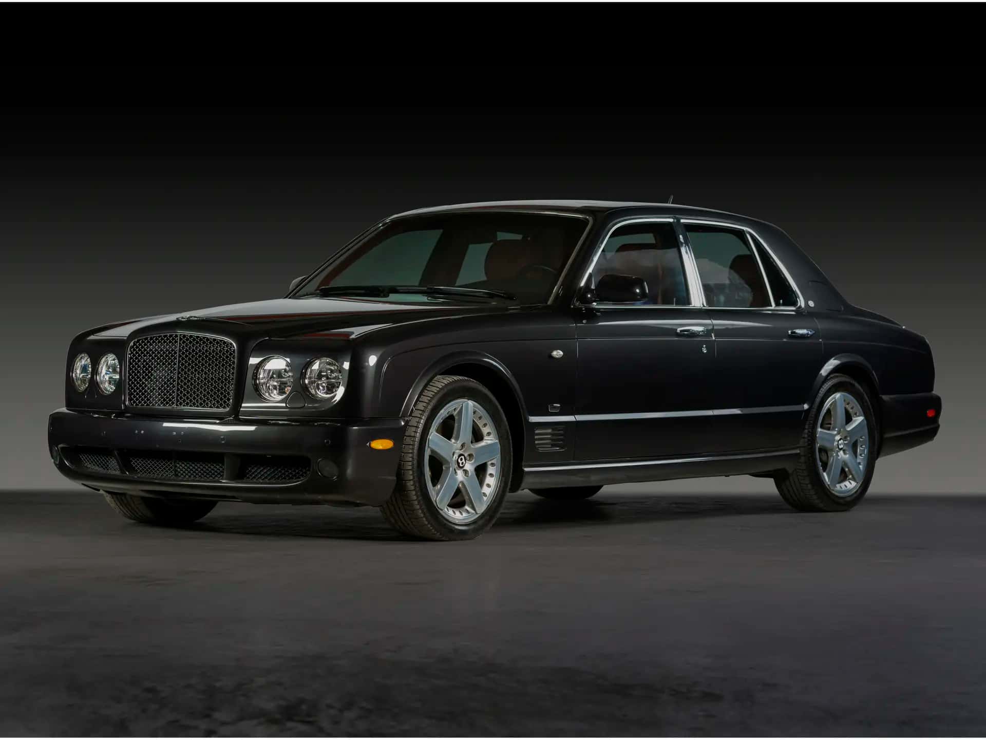 2007 Bentley Arnage T sold for $67,200