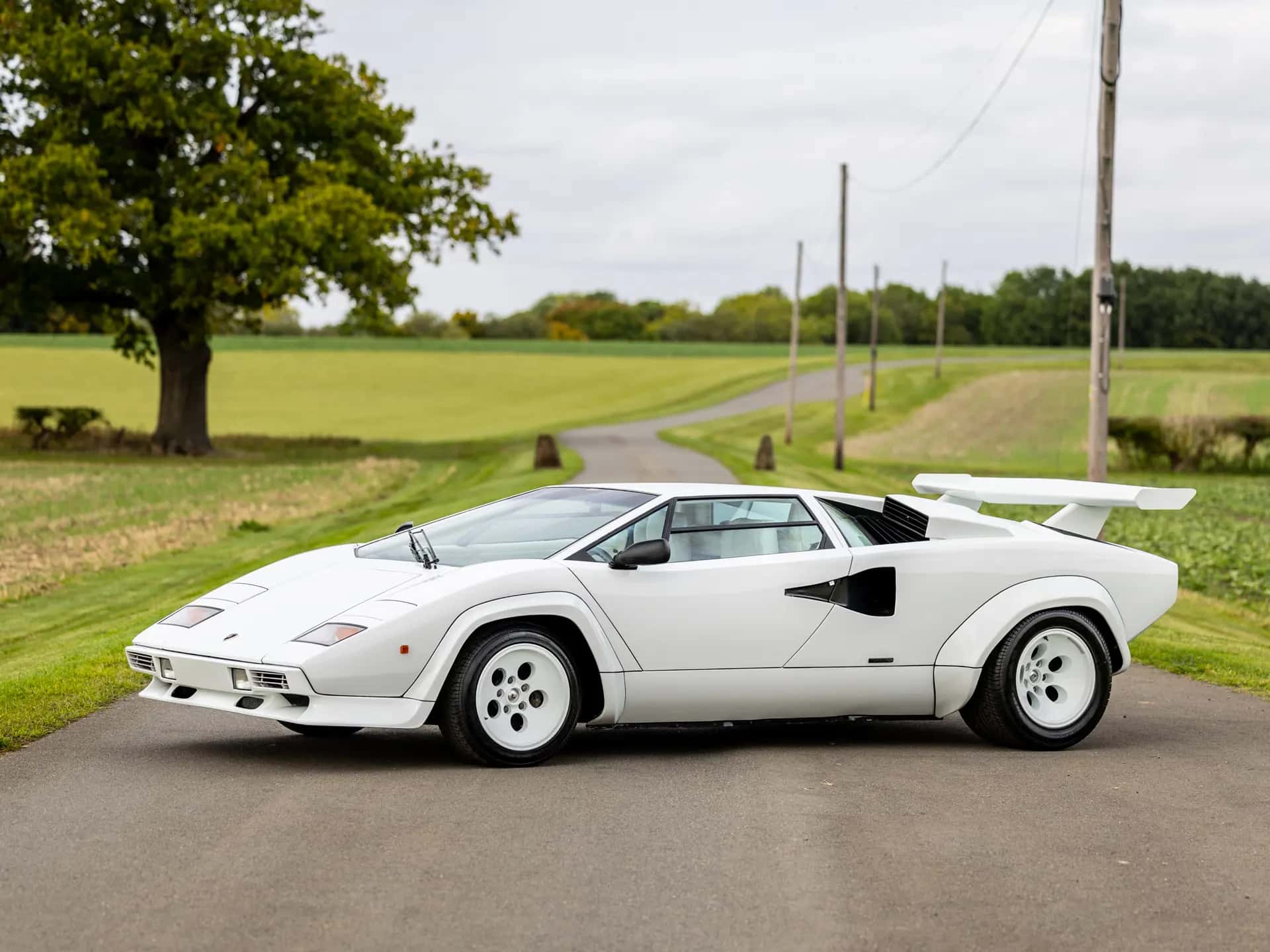 1984 Lamborghini Countach LP5000 S sold for £477,500