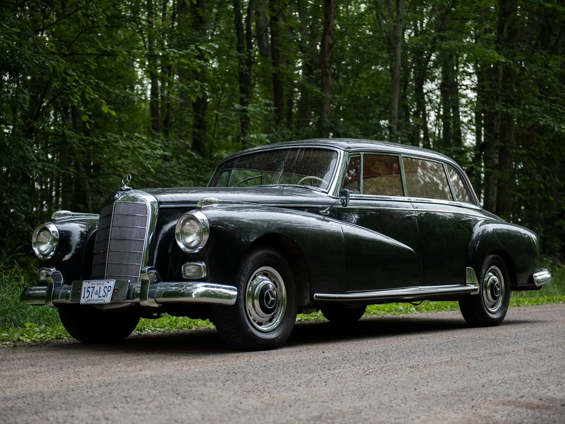 1959 Mercedes-Benz 300 d Saloon sold for $28,600
