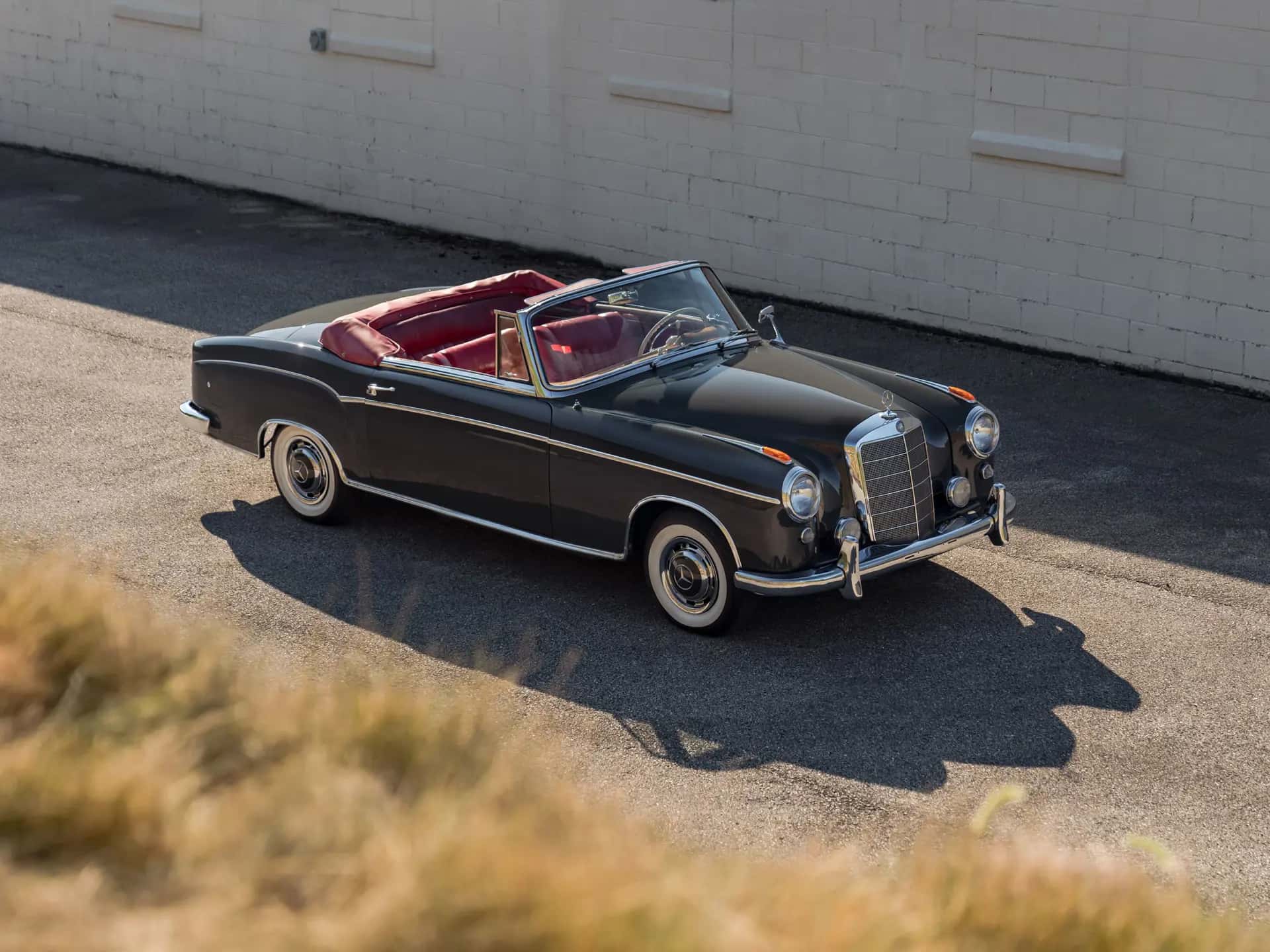 1958 Mercedes-Benz 220 S Cabriolet 'Ponton' sold for $96,250
