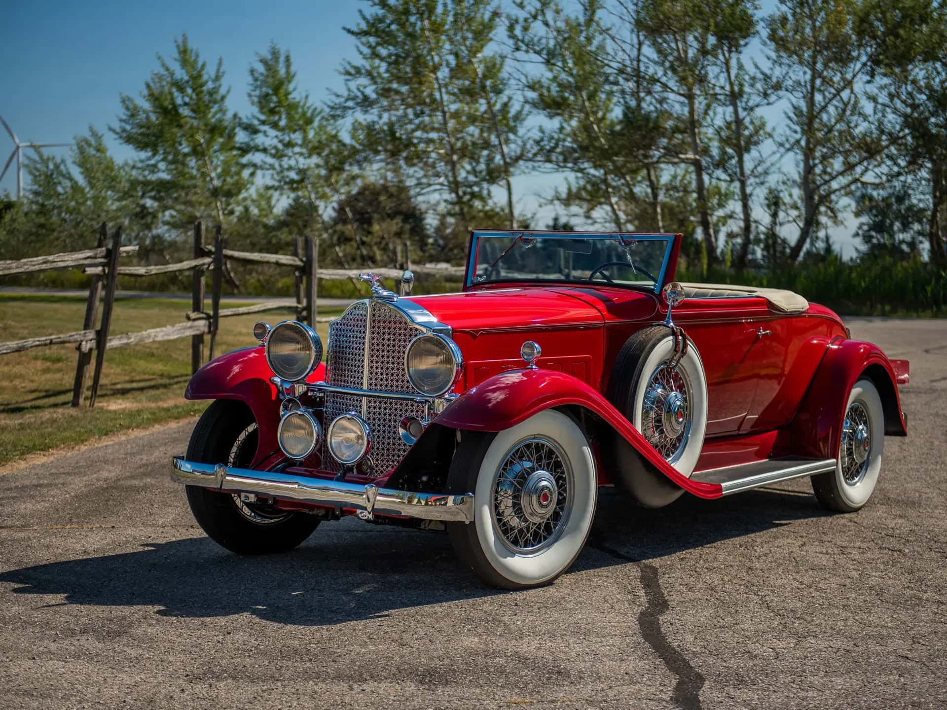 1932 Packard 902 Standard Eight Roadster Coupe sold for $154,000