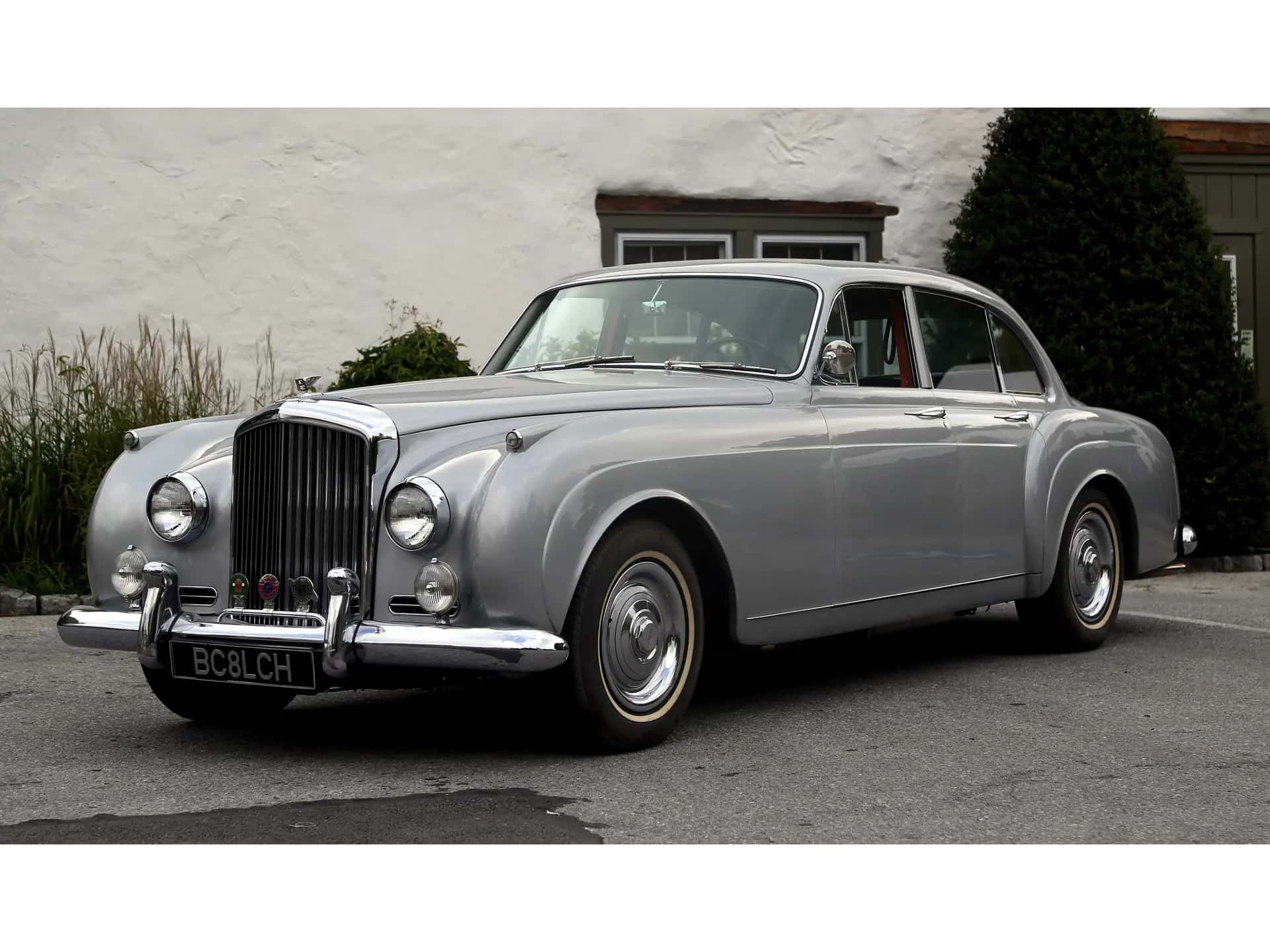 1957 Bentley S1 Continental 'Flying Spur' Sports Saloon sold for $132,000