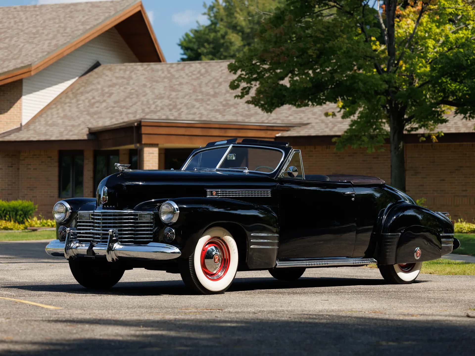 1941 Cadillac Series 62 Converitble sold for $55,000