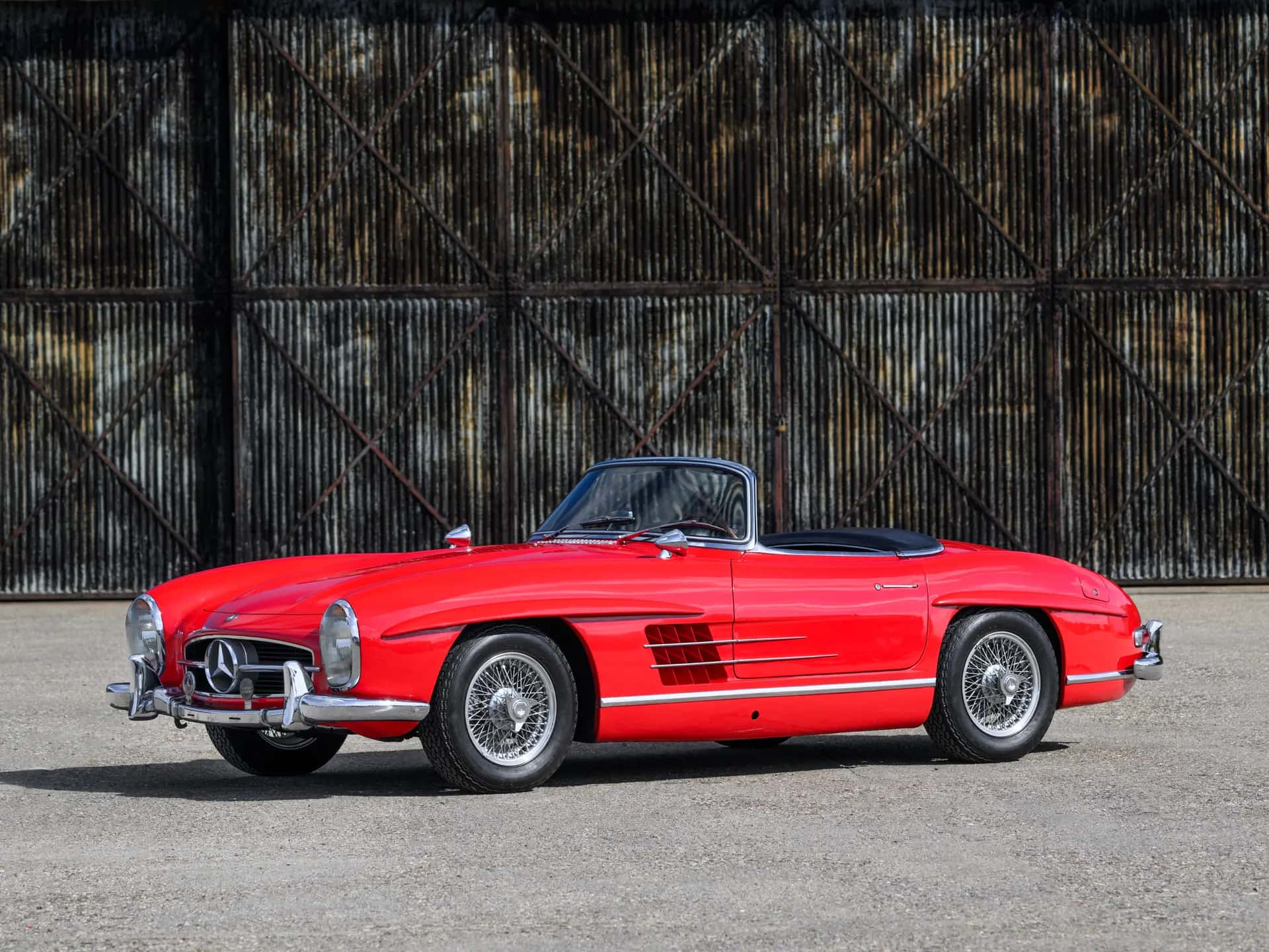 1962 Mercedes-Benz 300 SL Roadster sold for $1,380,000