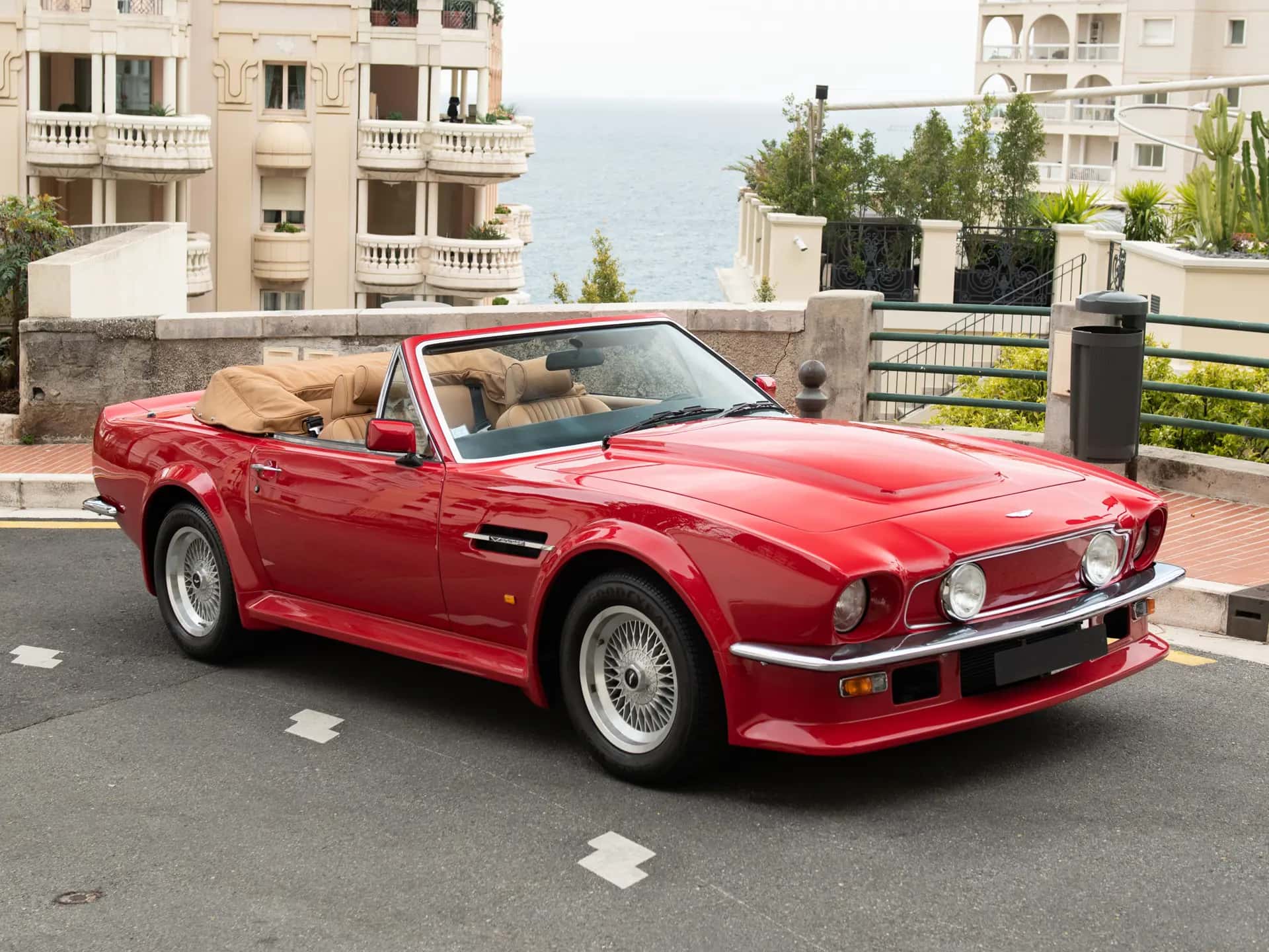 1988 Aston Martin V8 Vantage Volante 'X-Pack' sold for €680,000