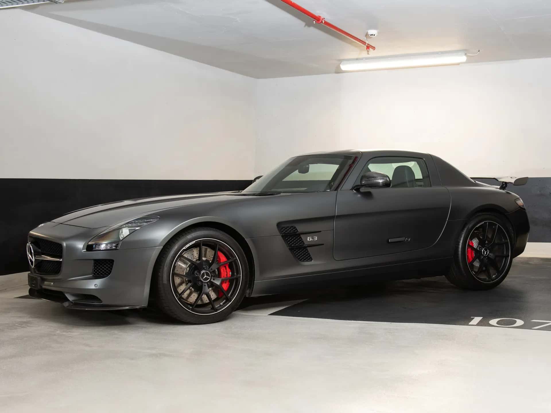 2014 Mercedes-Benz SLS AMG GT Final Edition sold for €0