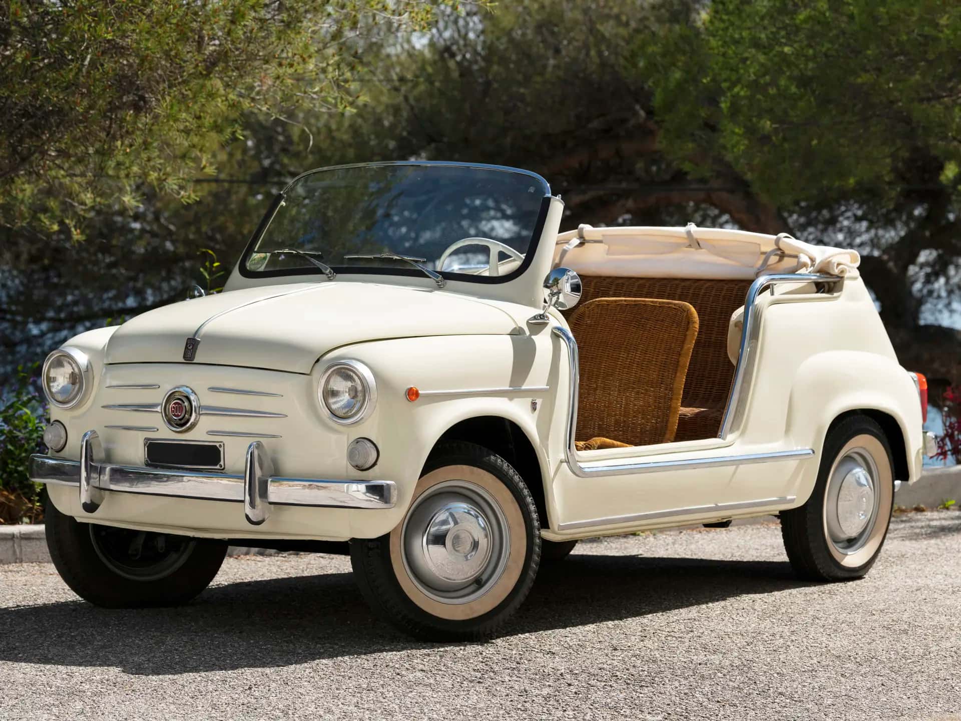 1962 Fiat 600 D Jolly sold for €132,250