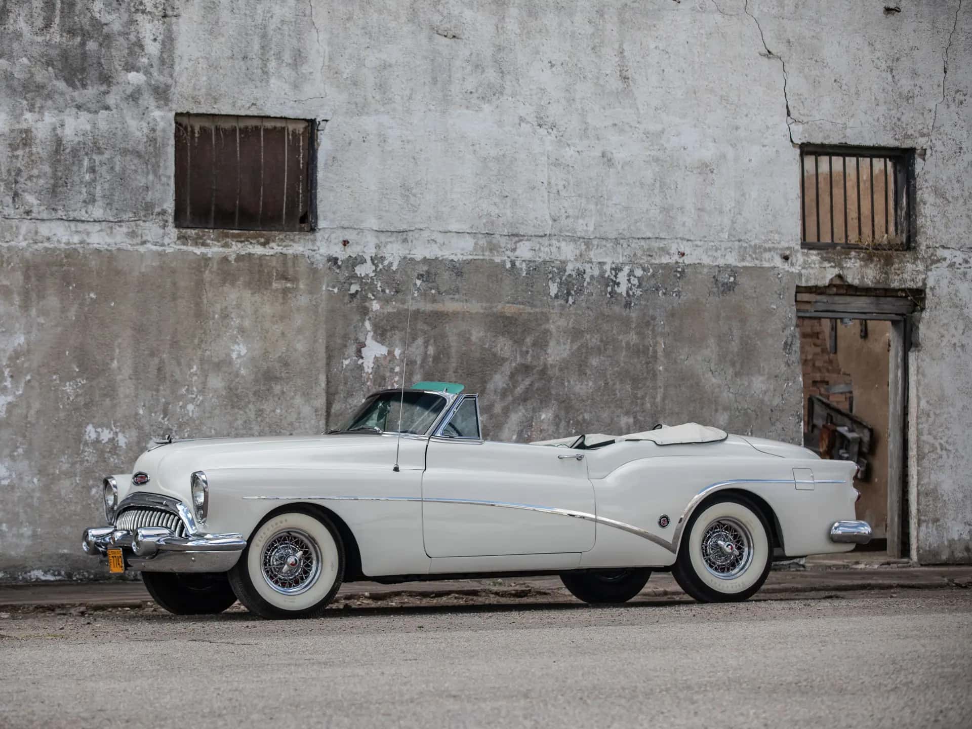1953 Buick Skylark Convertible sold for $95,700