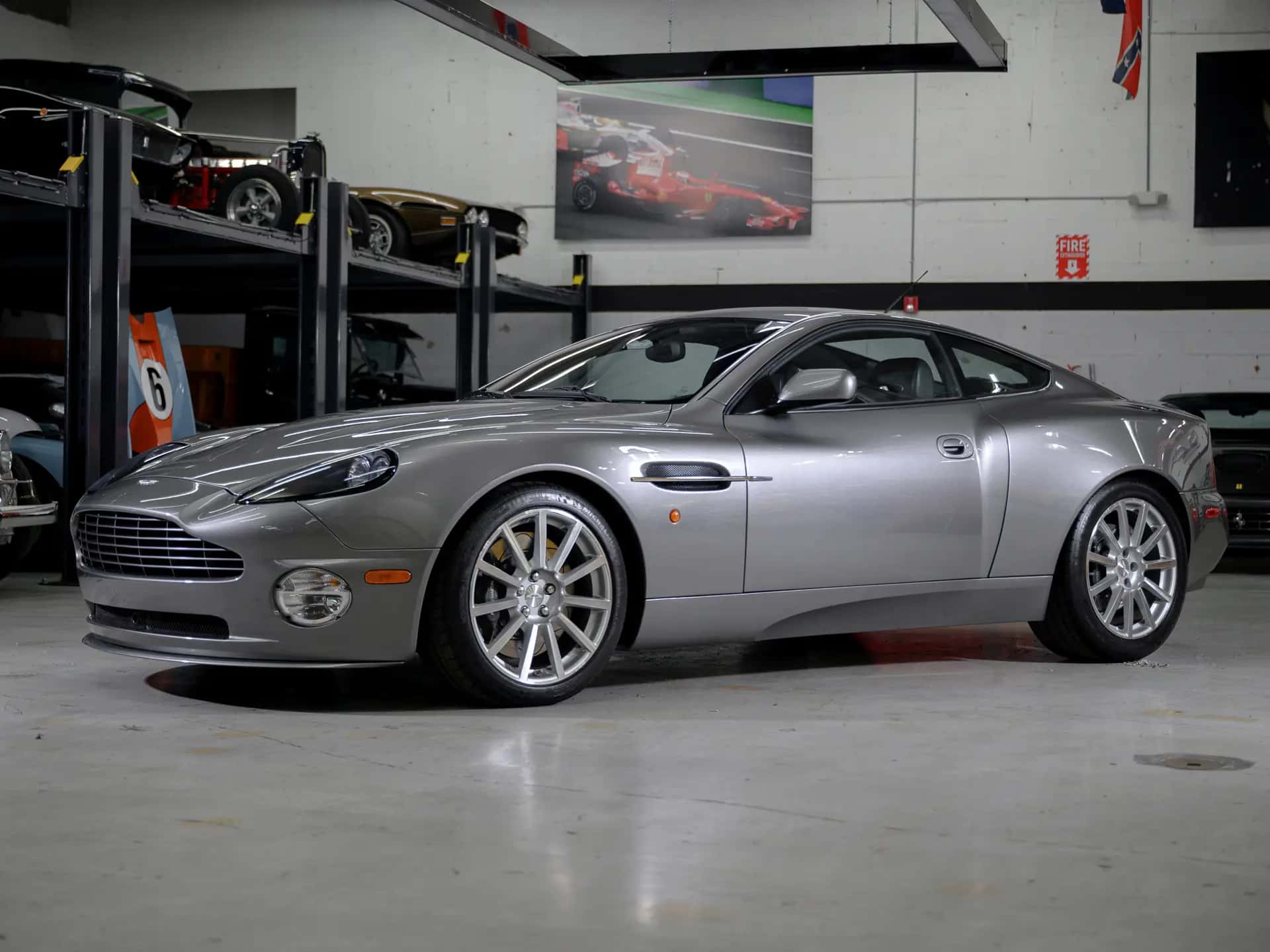 2006 Aston Martin Vanquish S sold for $101,200