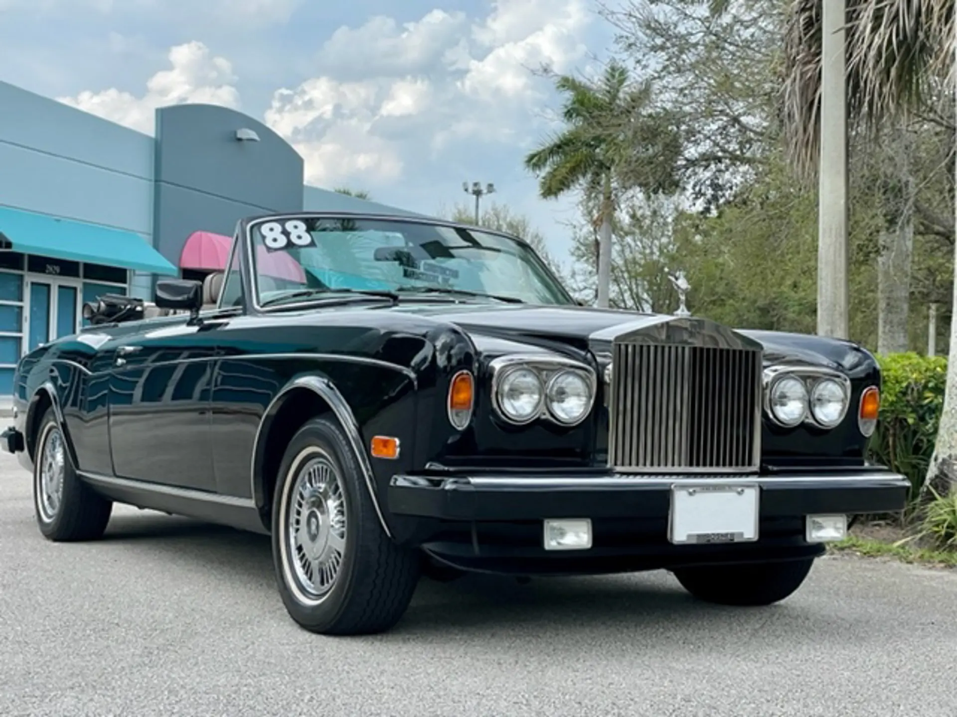 1988 Rolls-Royce Corniche II sold for $66,000