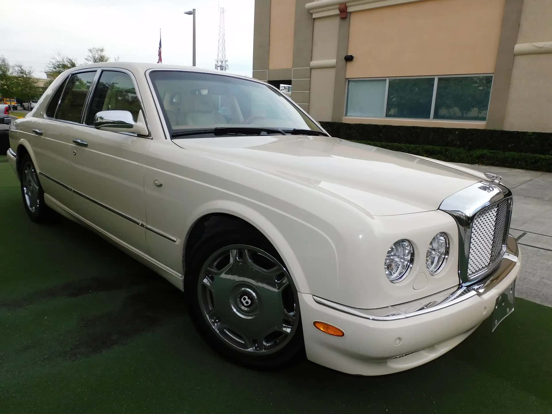 2007 Bentley Arnage R sold for $59,400