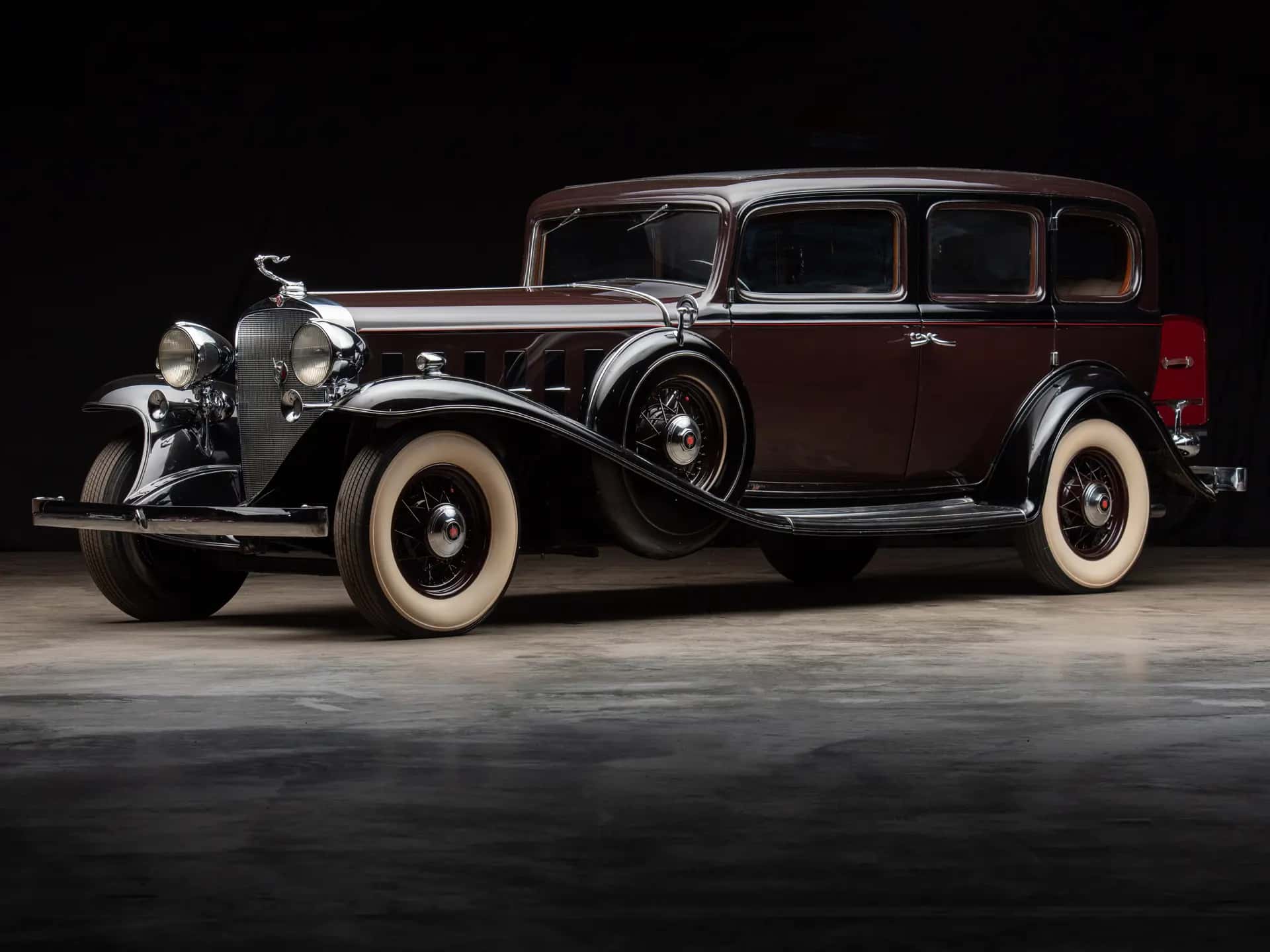 1932 Cadillac V-16 Imperial 7-Passenger Sedan sold for $123,200