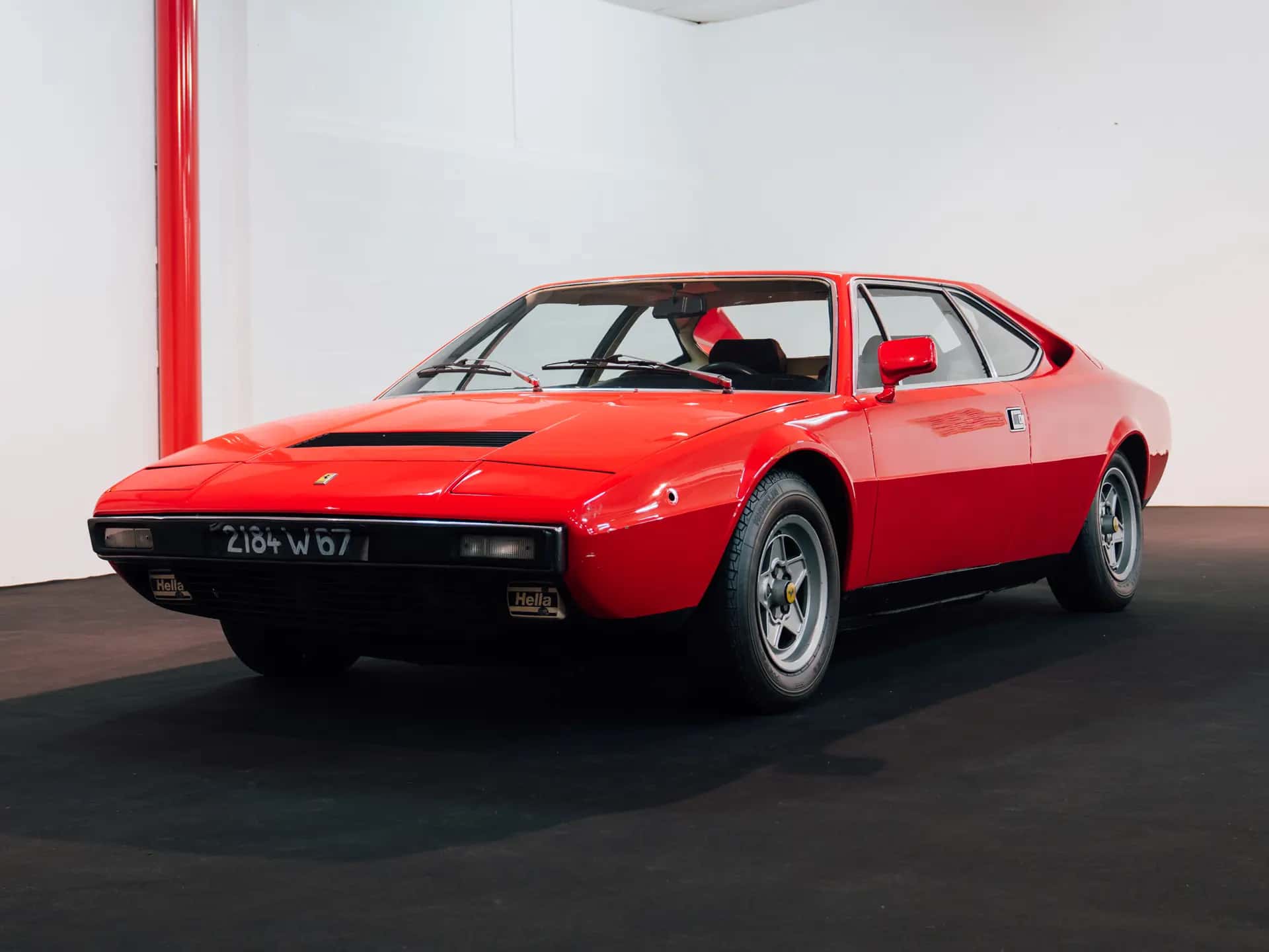 1975 Ferrari Dino 208 GT4 sold for €37,950