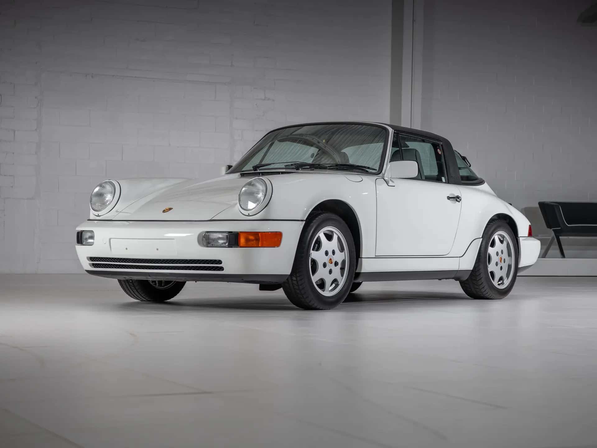 1990 Porsche 911 Carrera 2 Targa sold for $134,400
