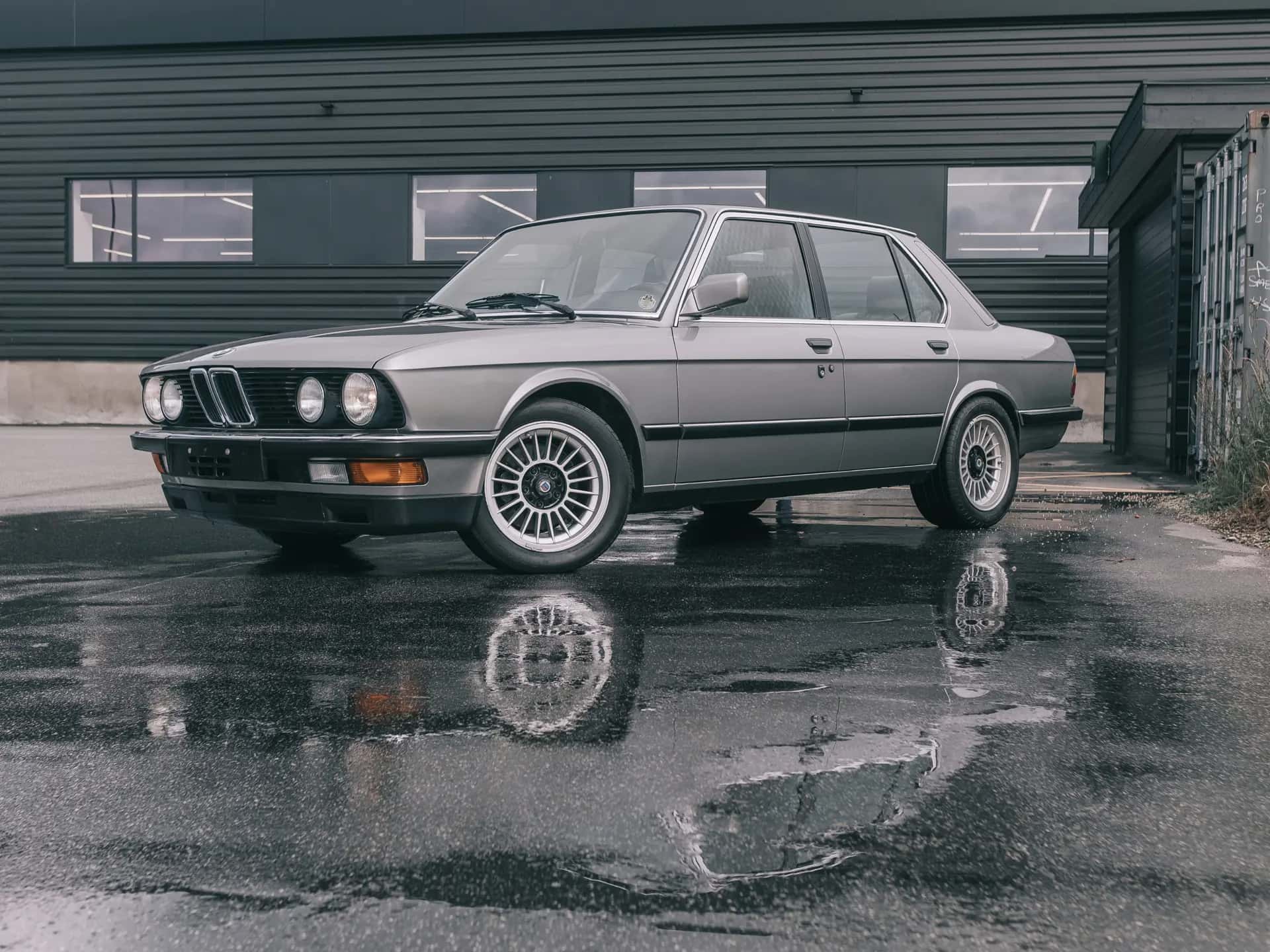 1985 BMW M5 sold for €71,300