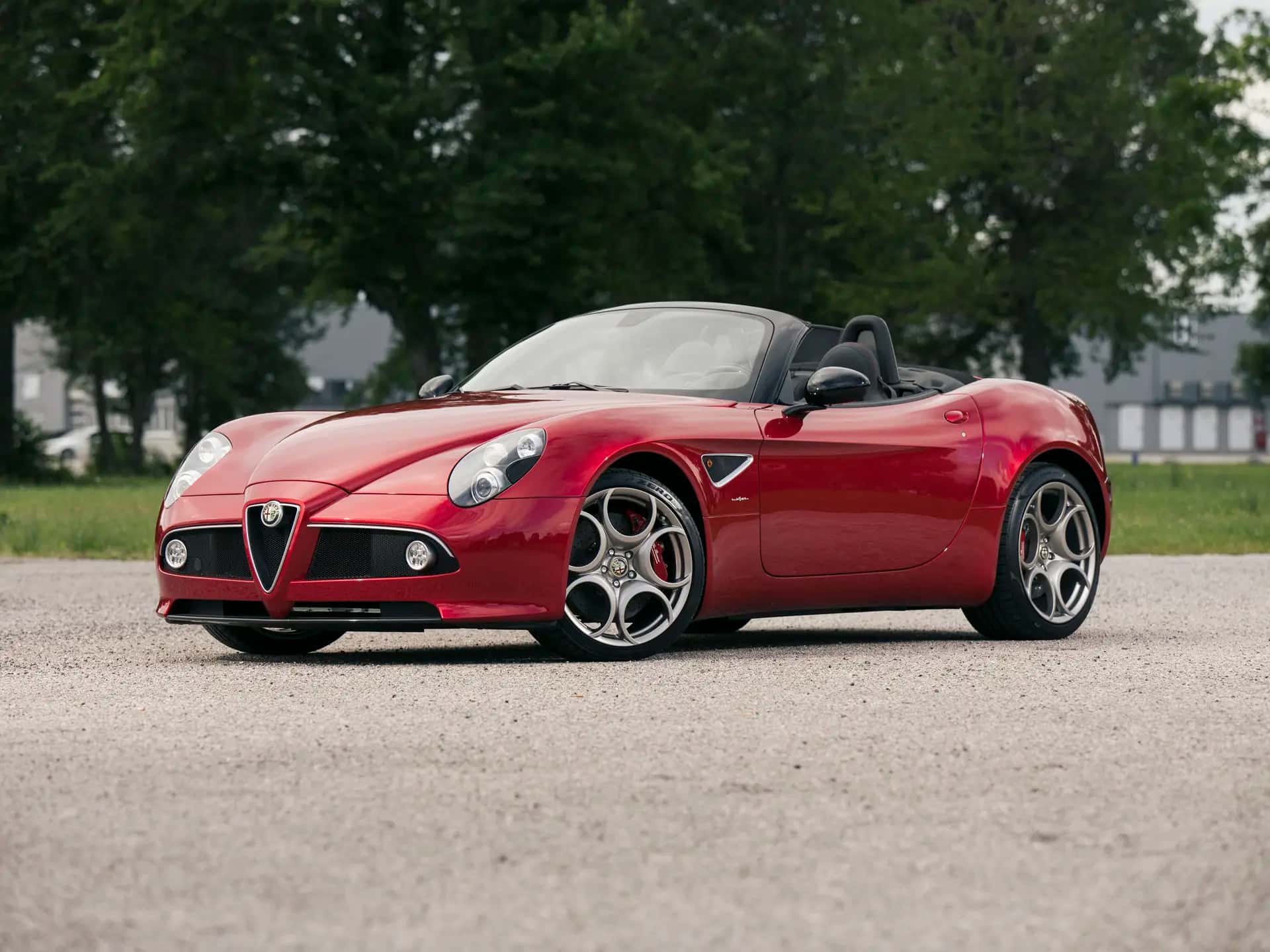 2010 Alfa Romeo 8C Spider sold for €246,875