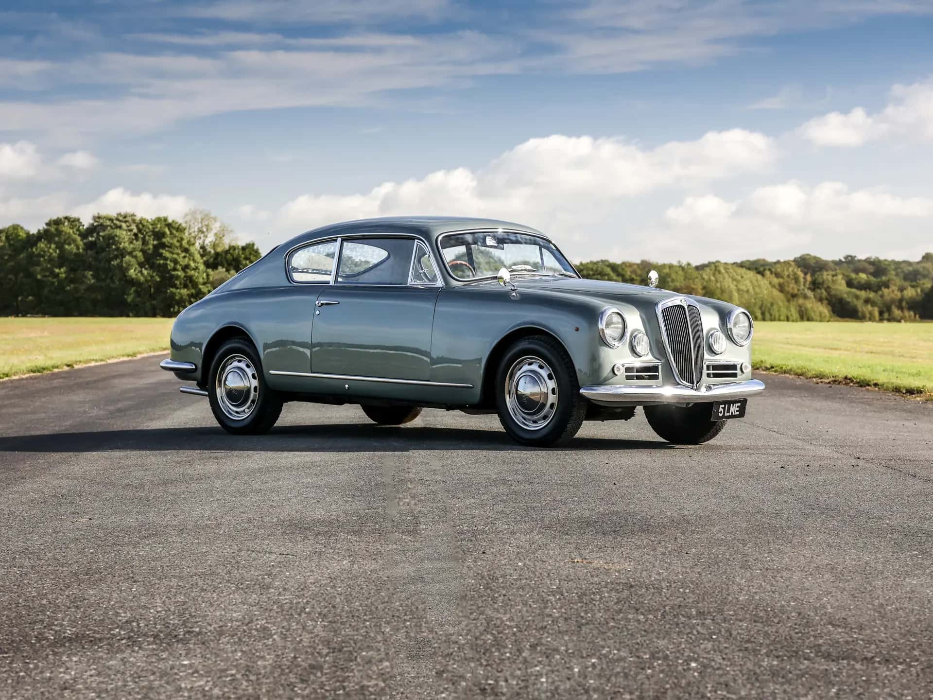 1957 Lancia Aurelia B20 GT Coupe Series VI sold for £80,500