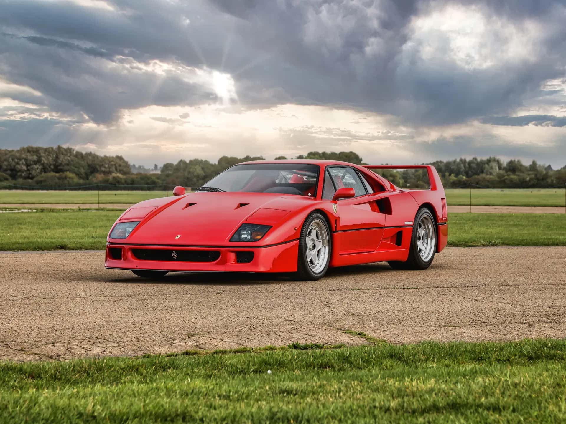 1990 Ferrari F40 sold for £1,962,500
