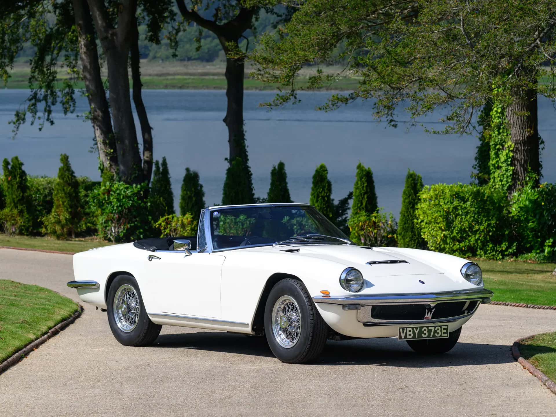 1967 Maserati Mistral 4.0 Spyder sold for £297,500