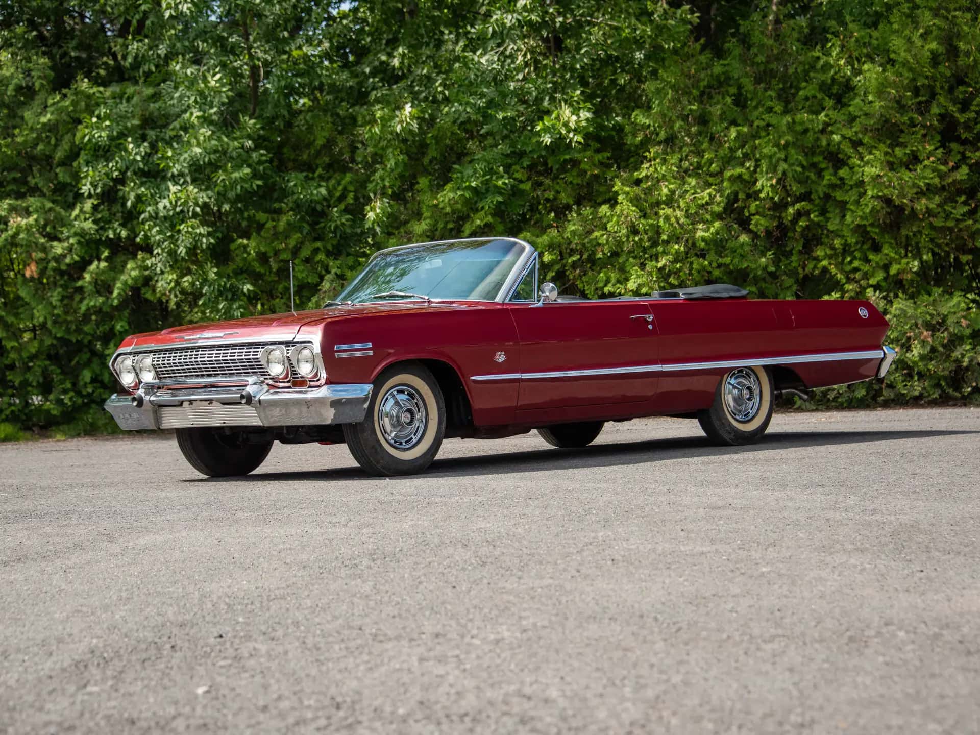 1963 Chevrolet Impala SS 409 Convertible sold for $66,000