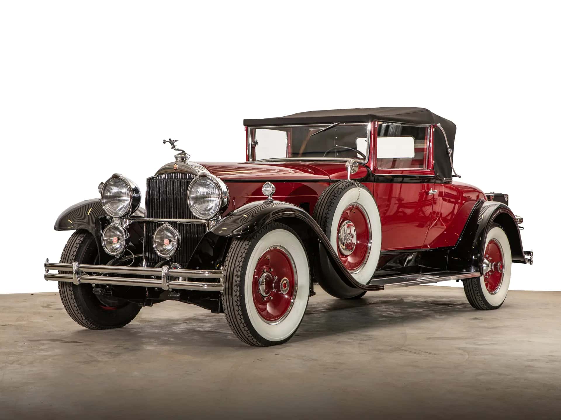 1930 Packard 740 Custom Eight Convertible Coupe sold for $110,000