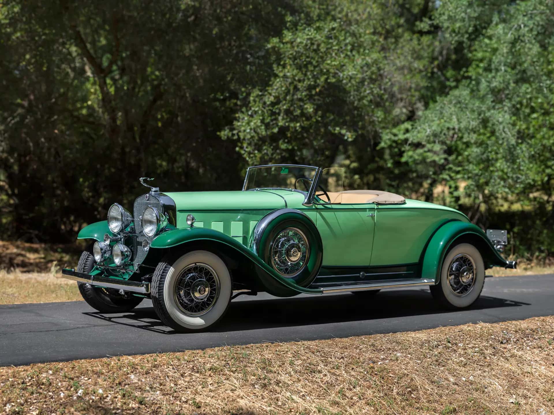 1931 Cadillac V-12 Roadster sold for $187,000