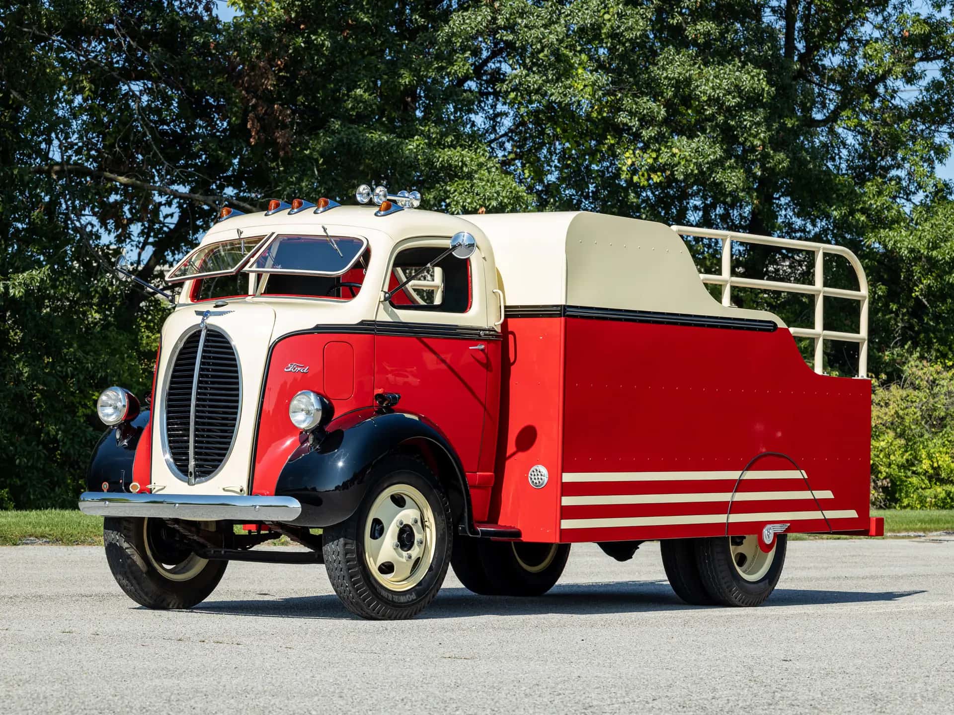1940 Ford COE sold for $96,250