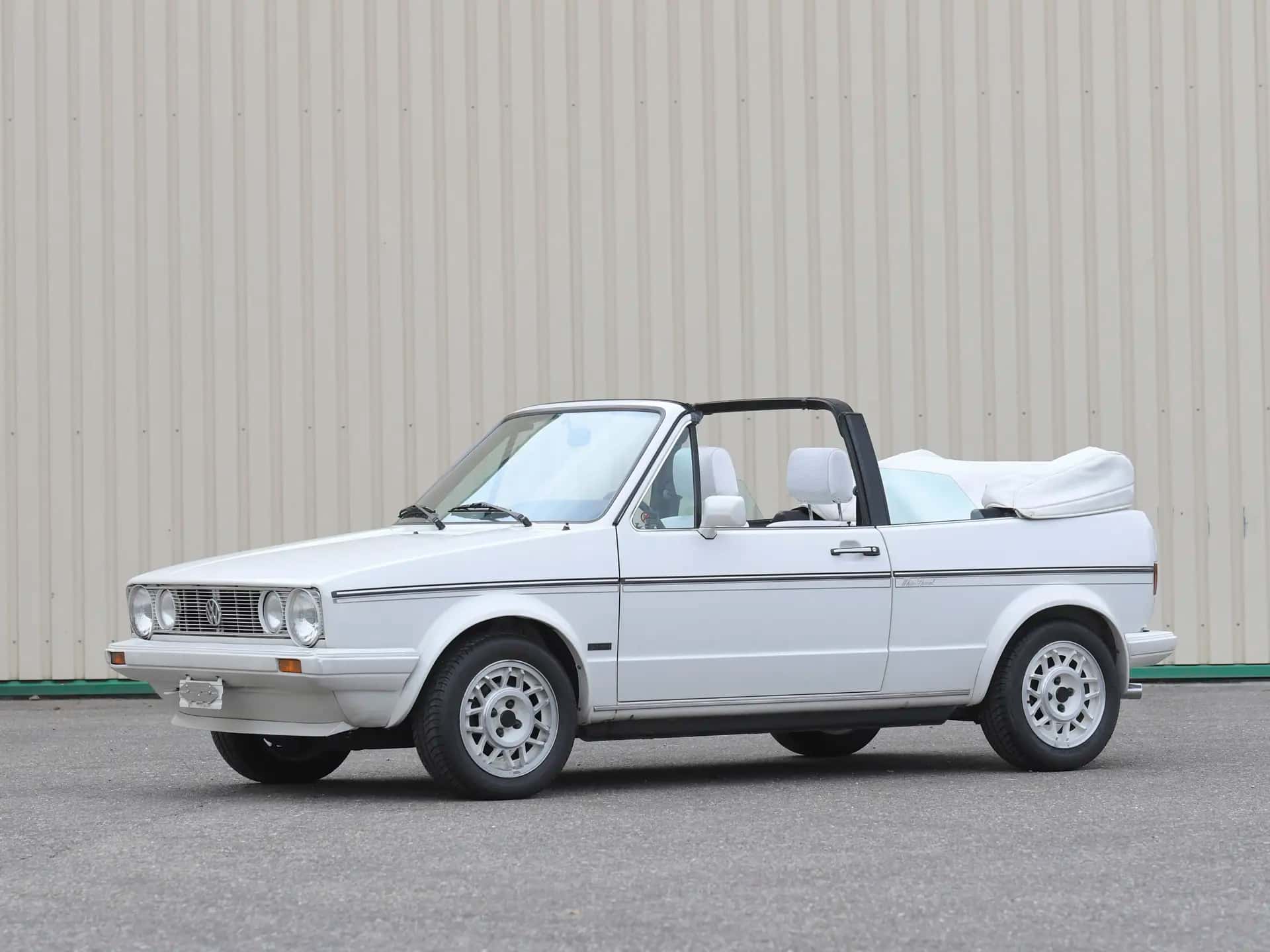 1986 Volkswagen Golf Cabriolet 'White Special' sold for $13,800